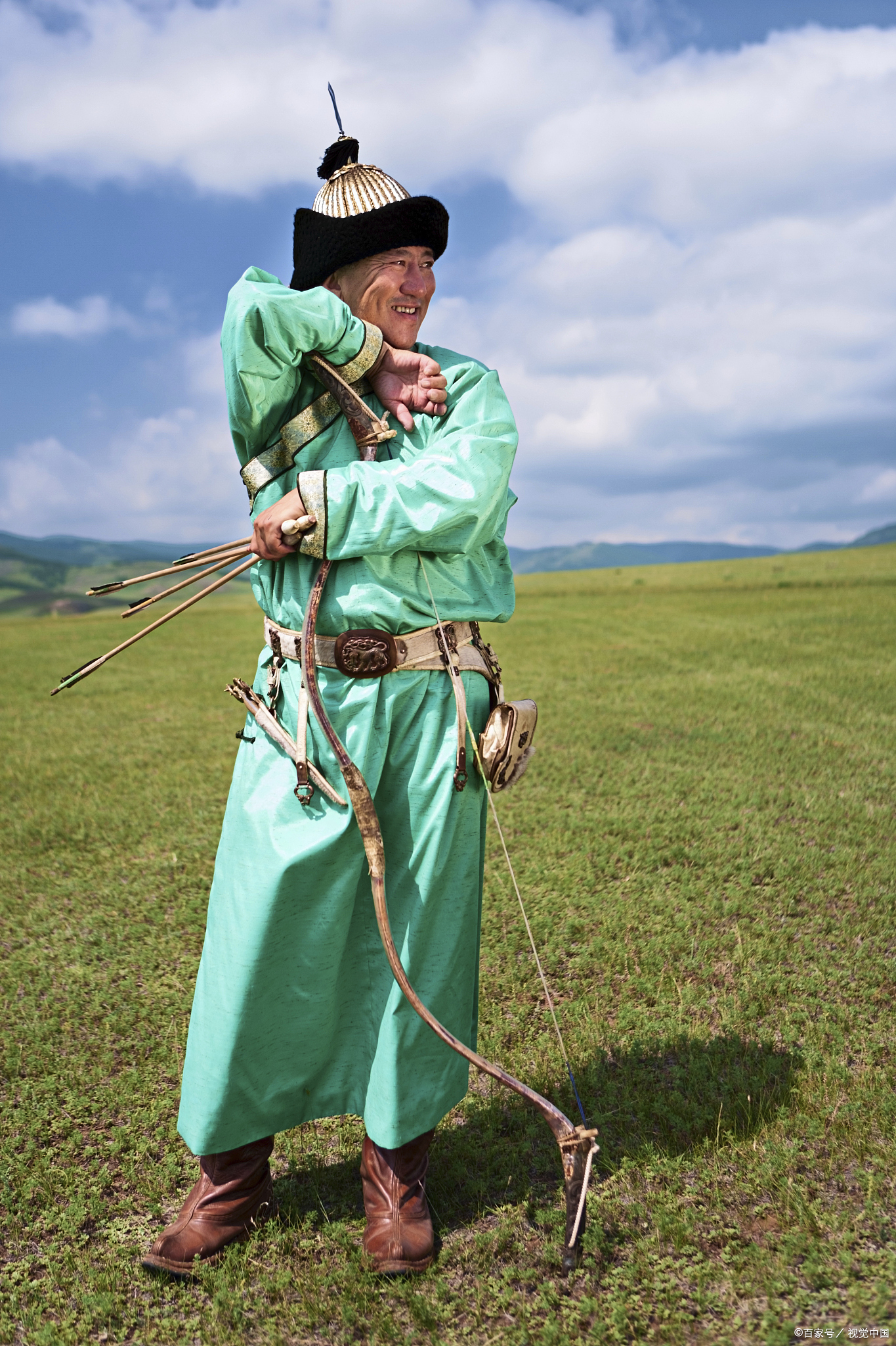 外蒙古应该不会有太多历史包袱,外蒙古的统治,是斯大林处理了旧的贵族