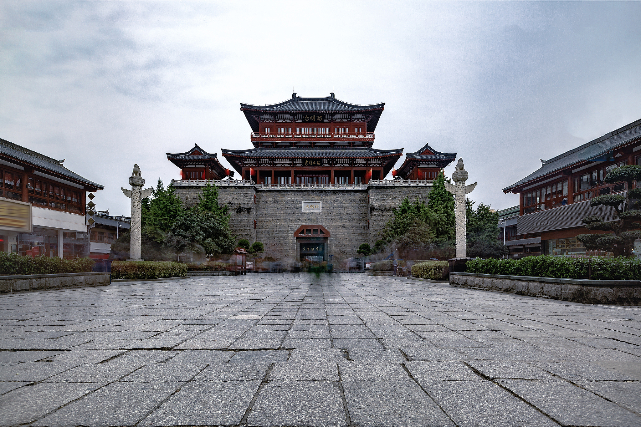 赤壁,古战场与现代都市的交织地.