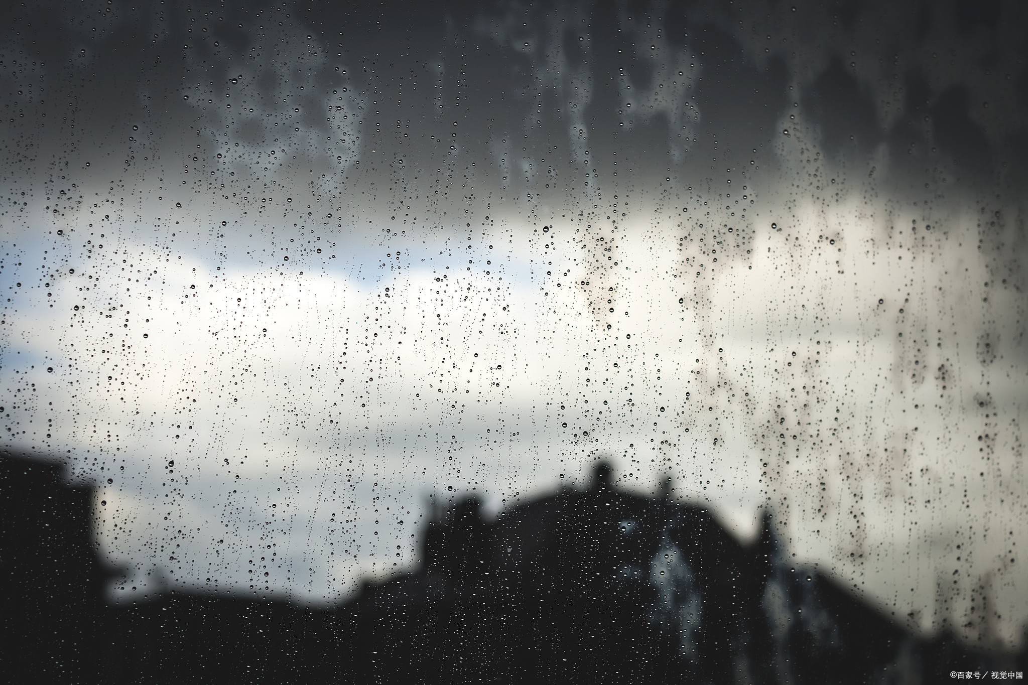 下雨天的心情经典句子