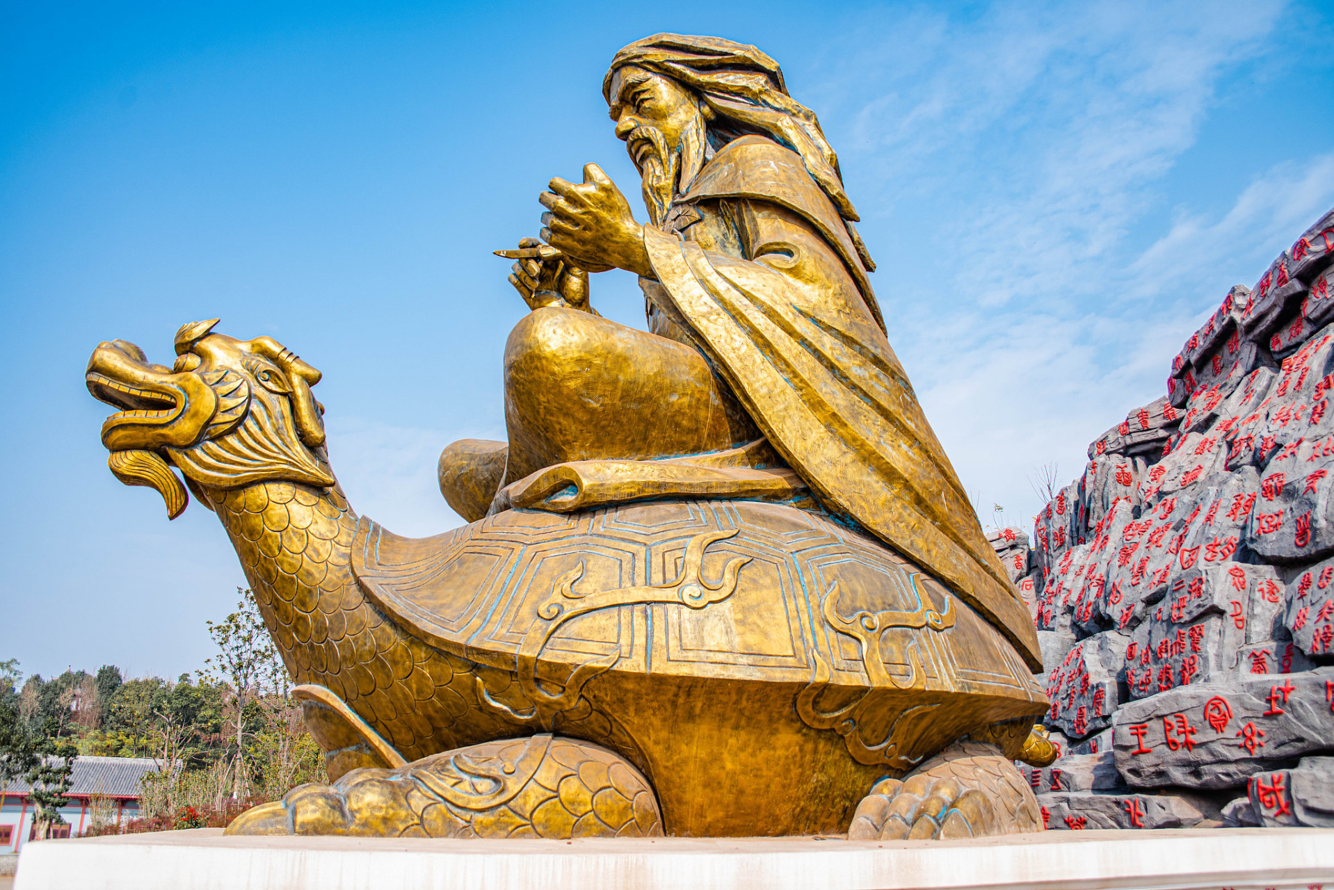 95石狮旅游景点推荐95 石狮,这个位于福建省的小城,以其独特的