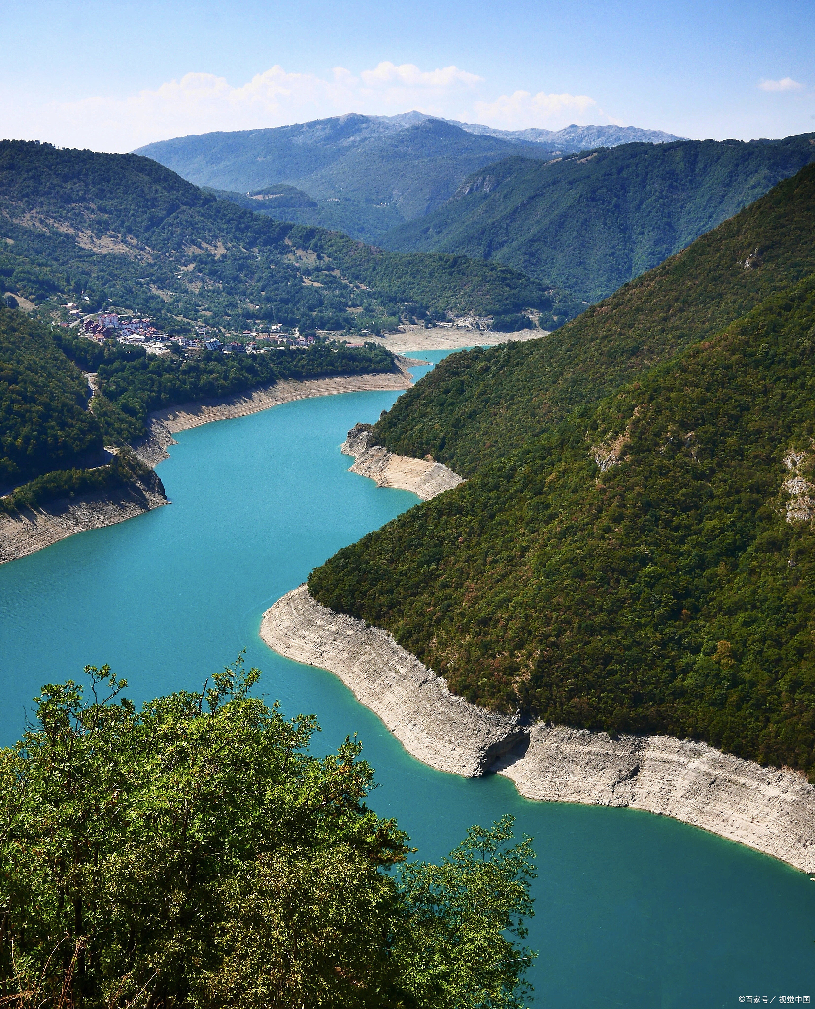 江河溯源:岷江源头的自然风光与文化之旅
