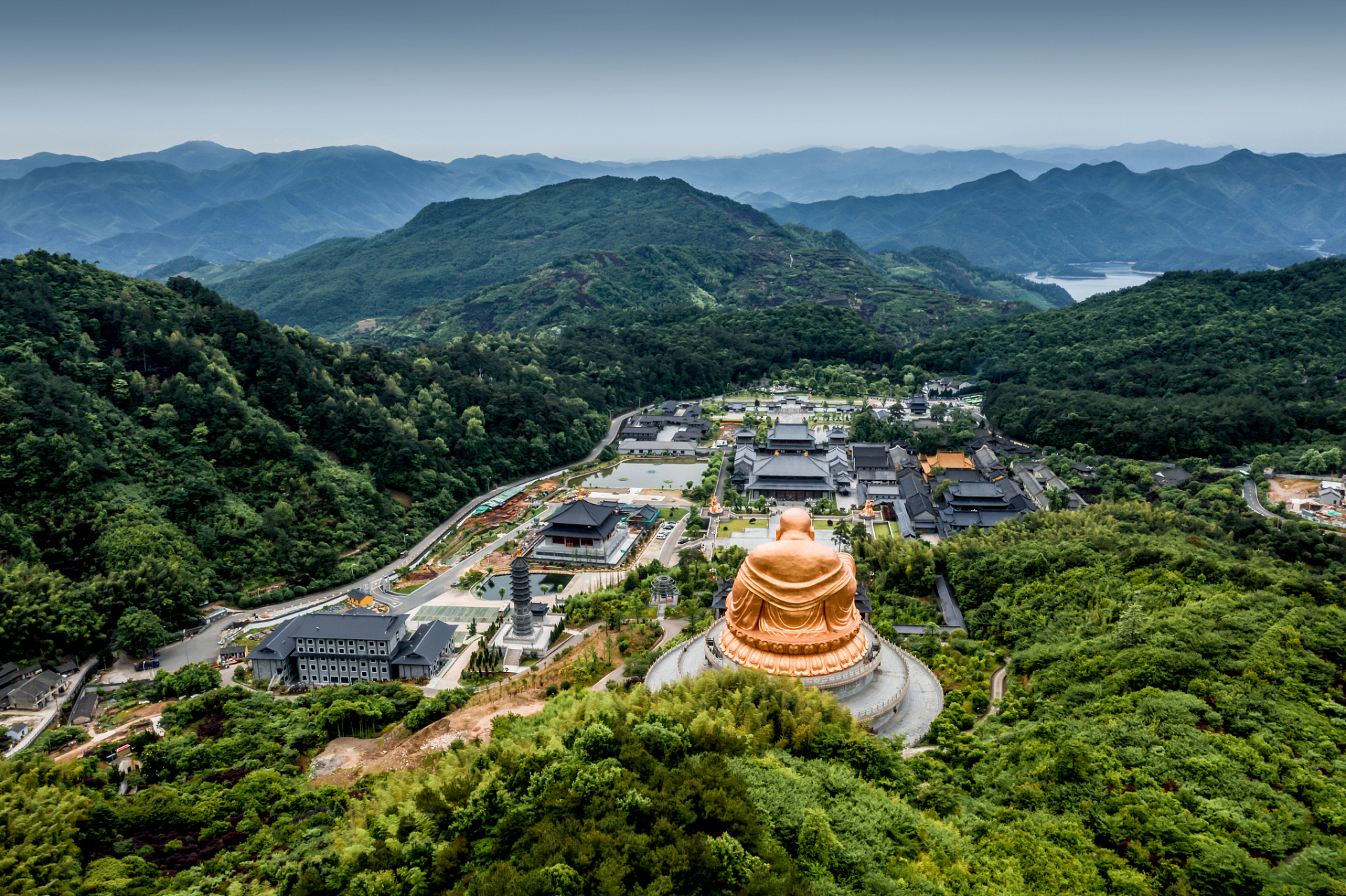 佛教五大名山雪窦山图片