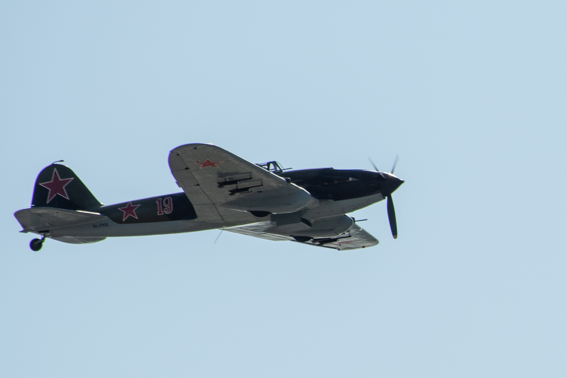 他穿越日本上空返回美国,目前应该已经接近阿拉斯加.