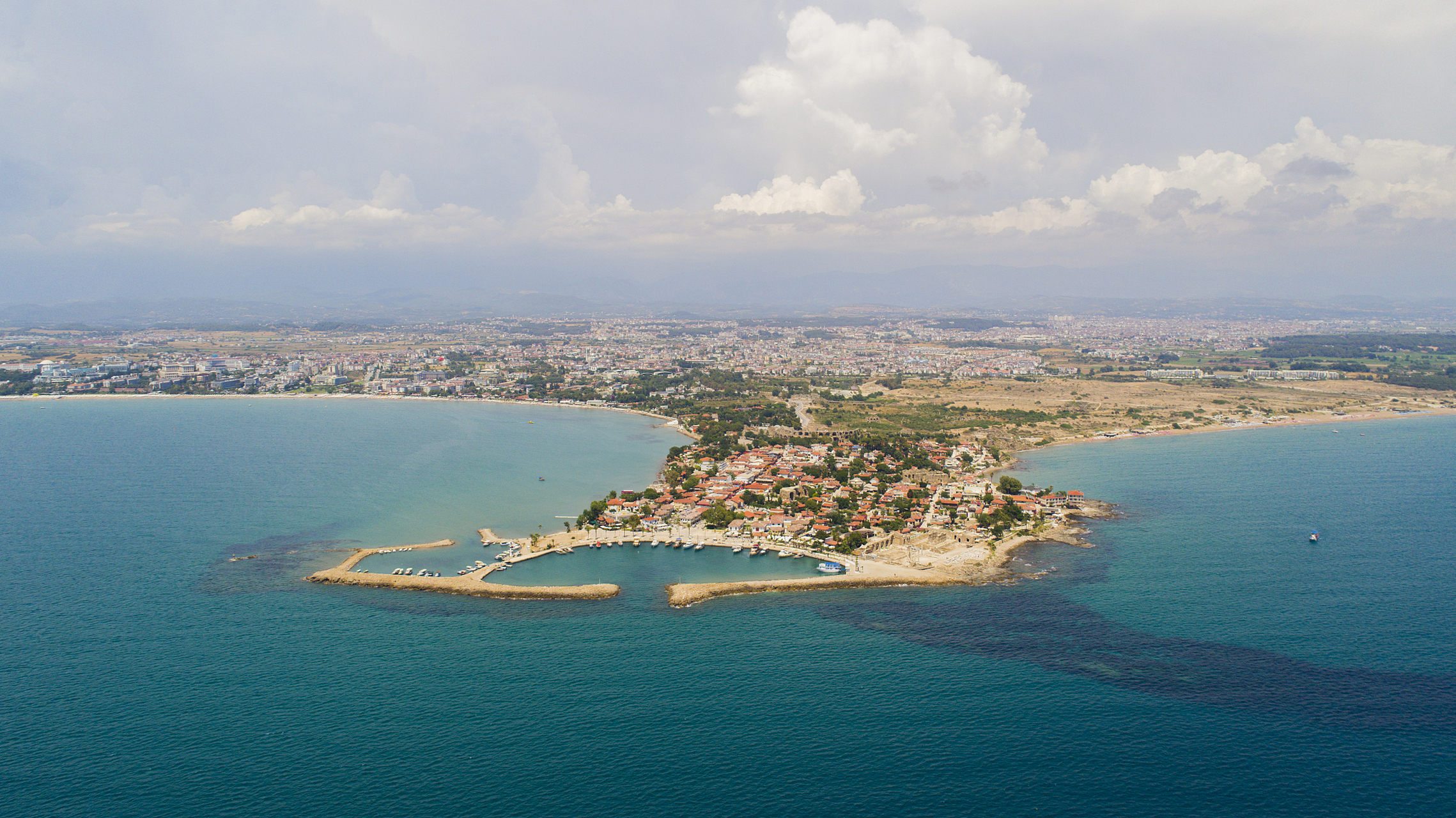 伯罗奔尼撒半岛(希腊语:Πελοπ02ννησο09;英语:pelopo