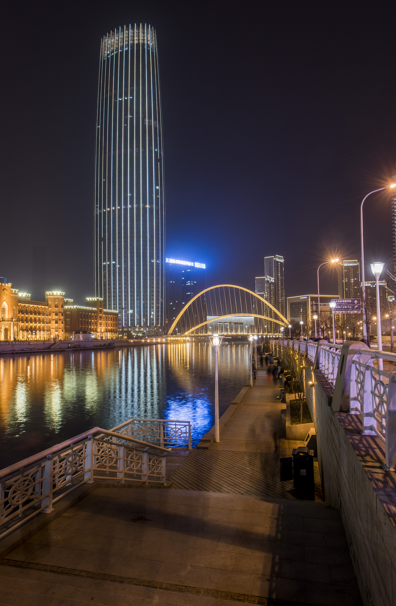 天津的海河夜景,为何让人沉醉?