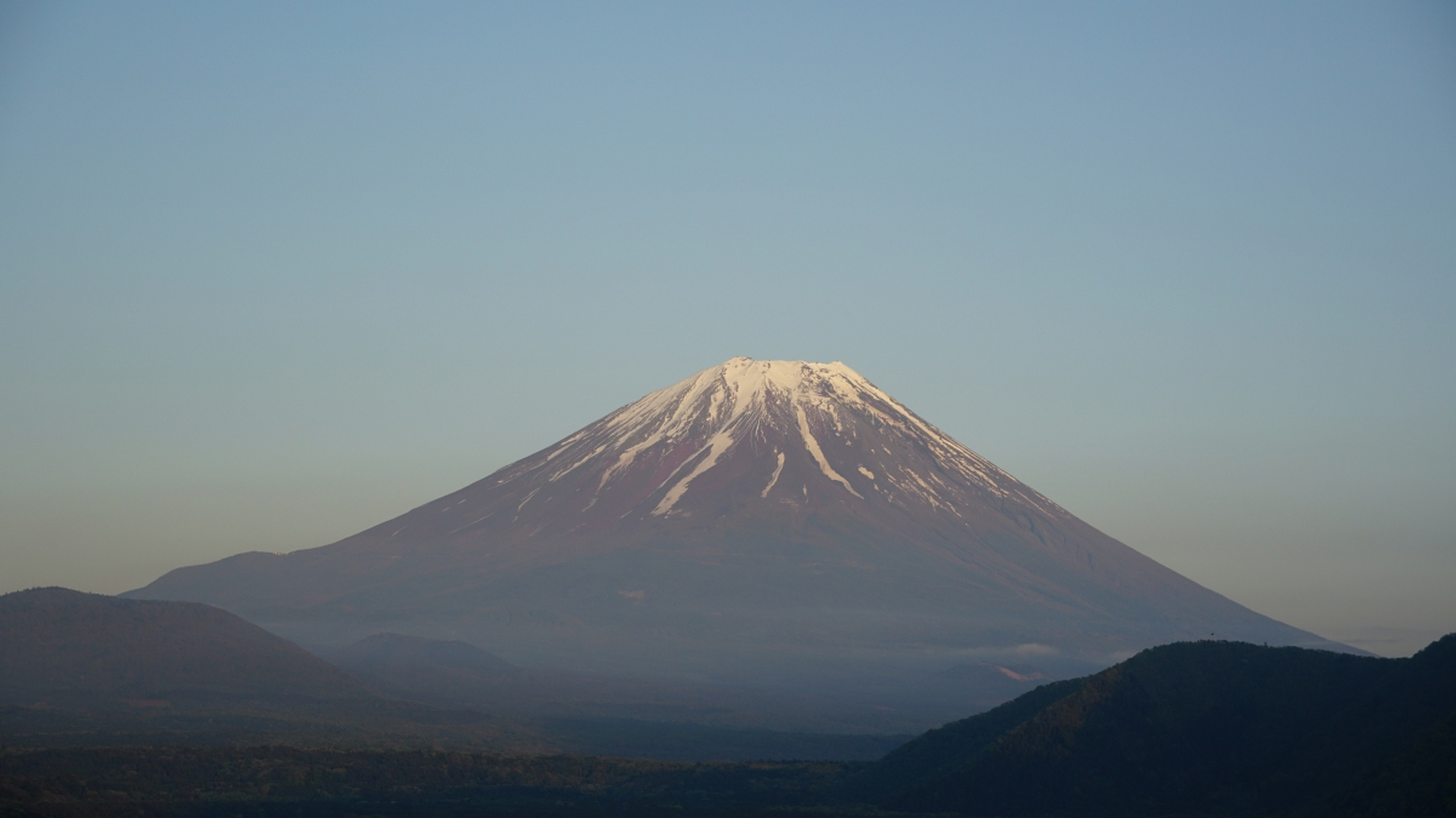 日本中央山脉图片