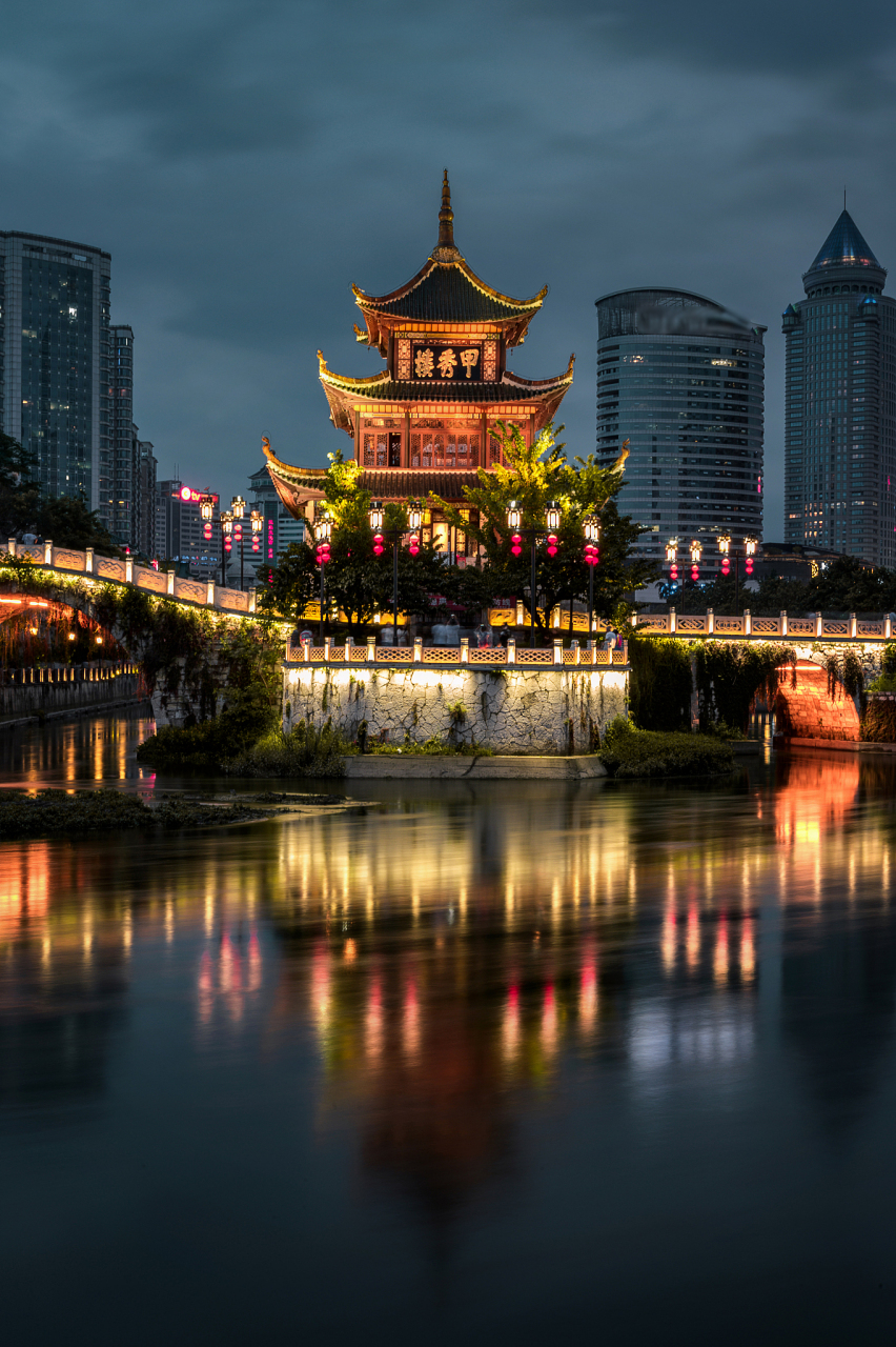 9015贵阳甲秀楼,历史的瑰宝9715  99位置:位于贵州省贵阳市