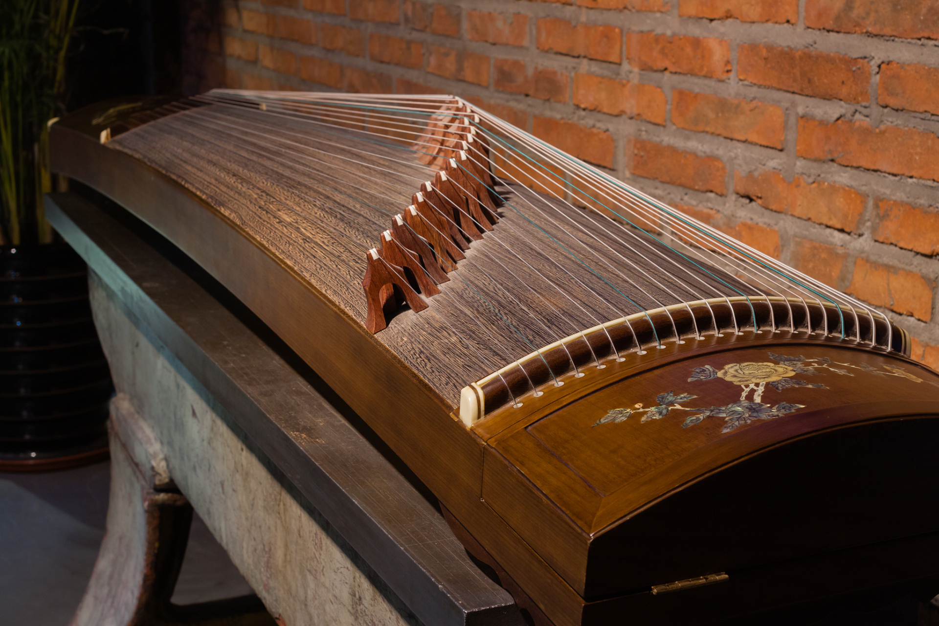 学习古筝的时间因人而异,与个人音乐基础,学习态度