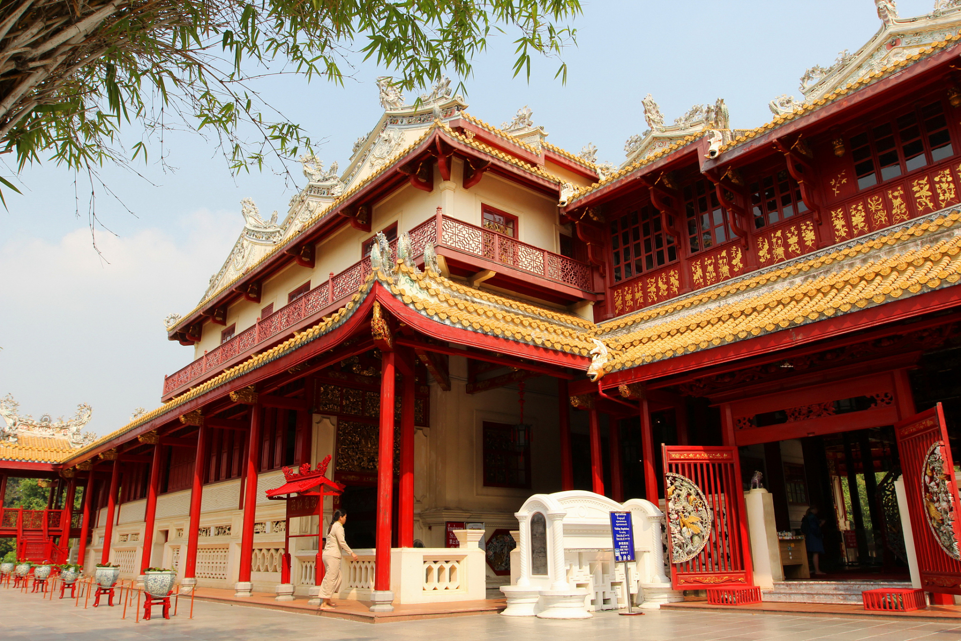 南海祖庙是佛山最重要的宗教和文化景点之一,也是南海地区的宗教中心.