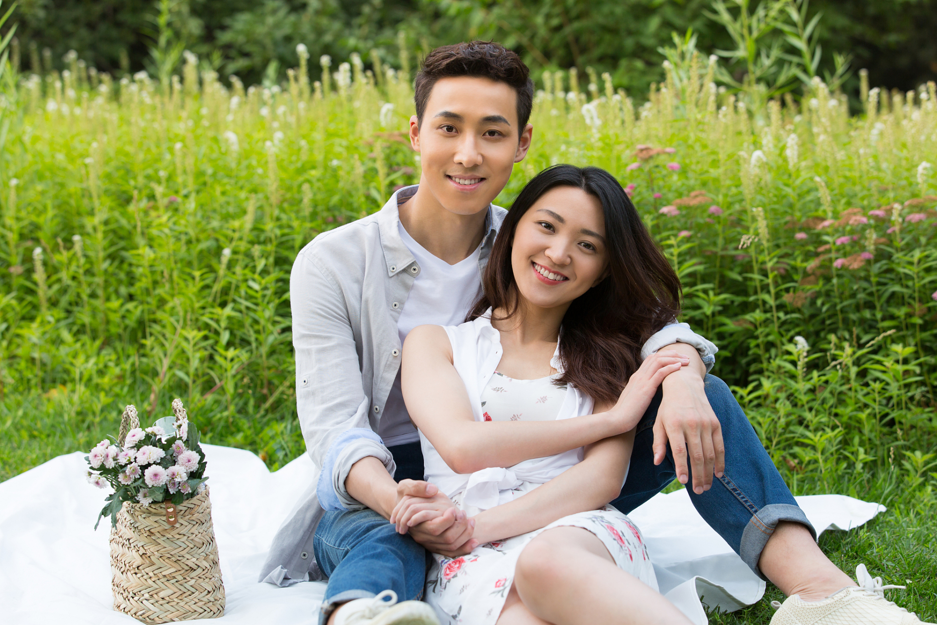 我是李锐,今年27岁,去年10月份刚跟老婆结婚.