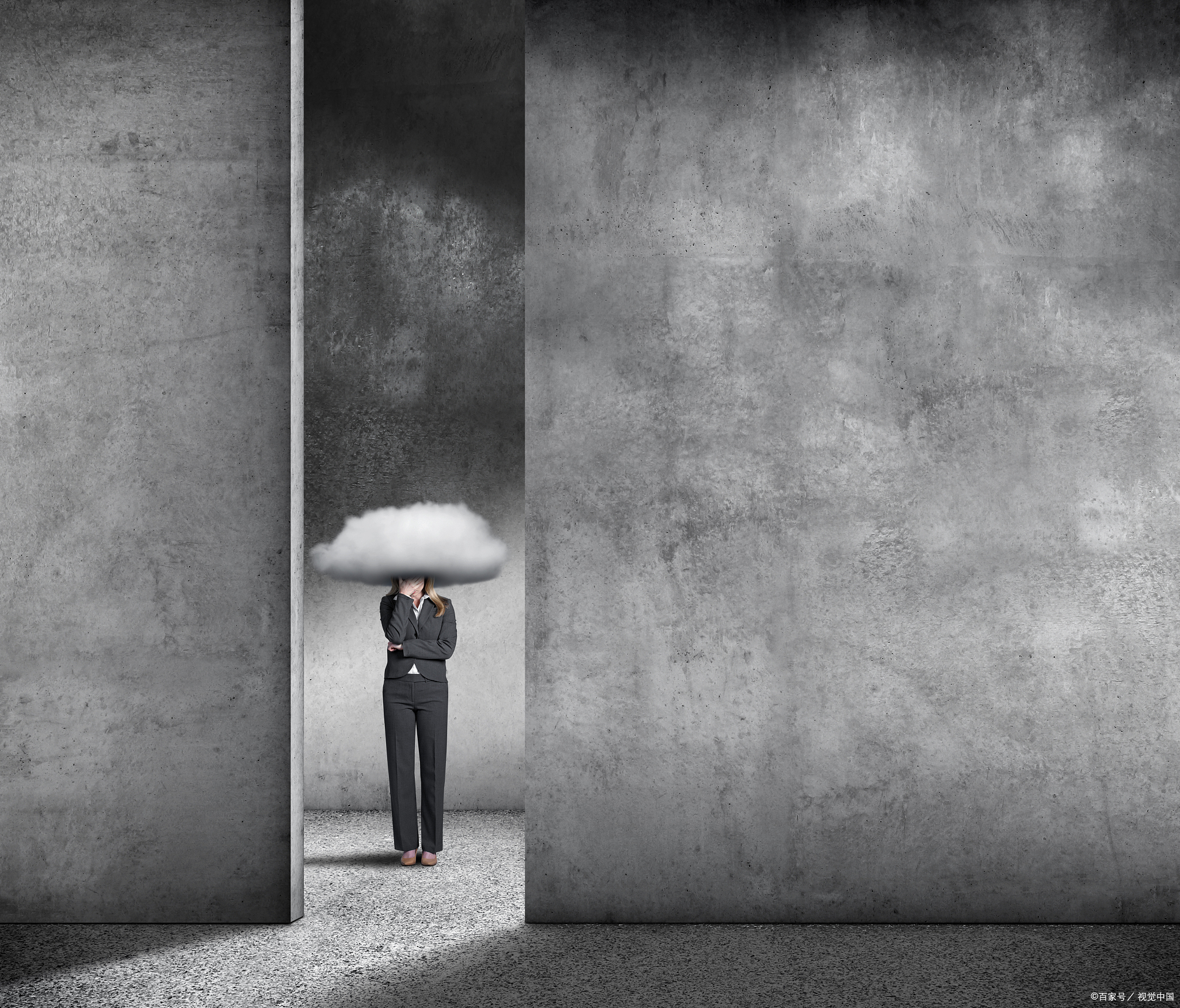 开始抑郁的表现  开始抑郁的表现可能包括一系列心理,情绪和身体症状.