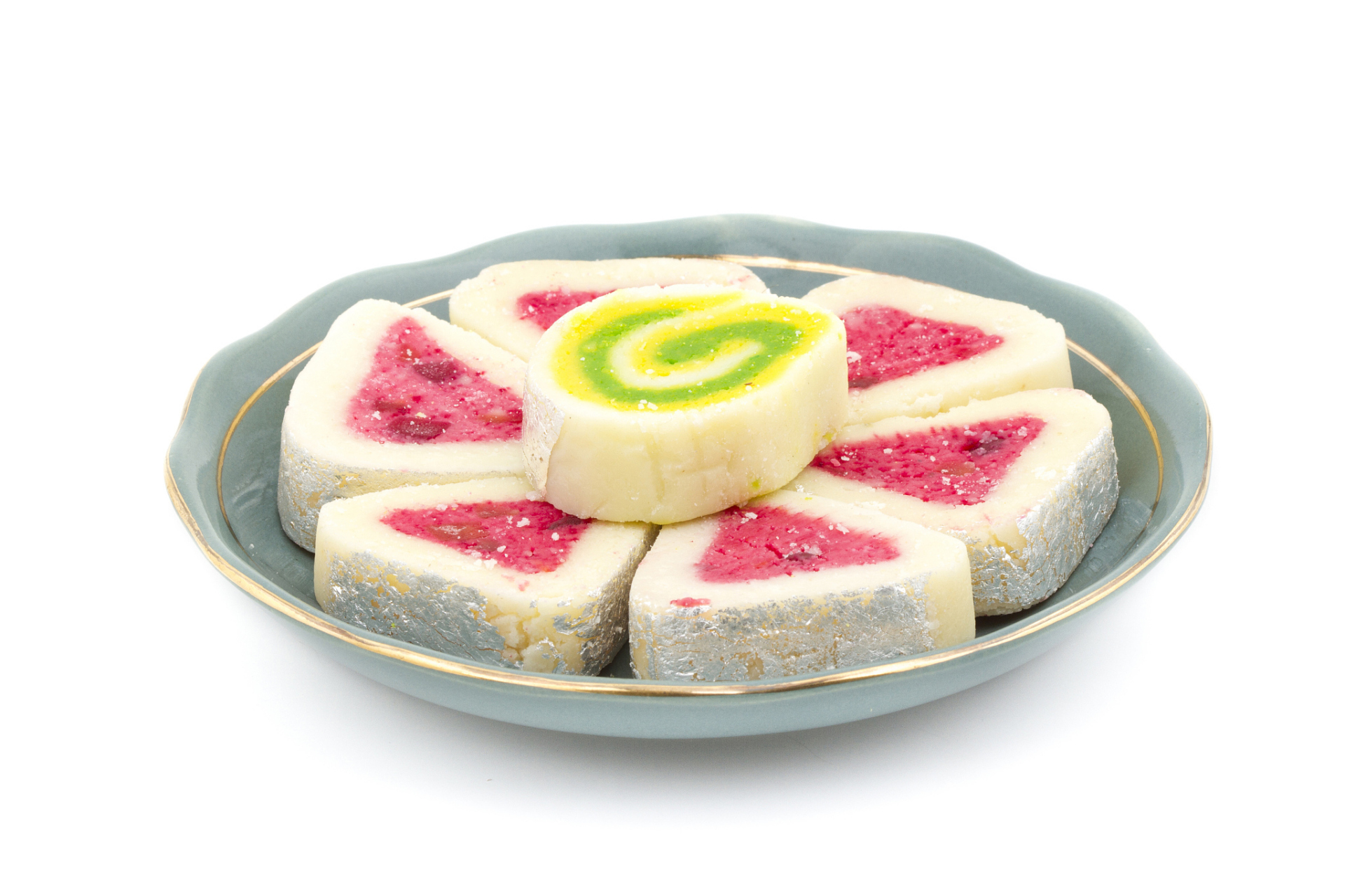 #五千年食光#广州粤菜之荔枝糕  广州,这座历史悠久的城市,以其独特的