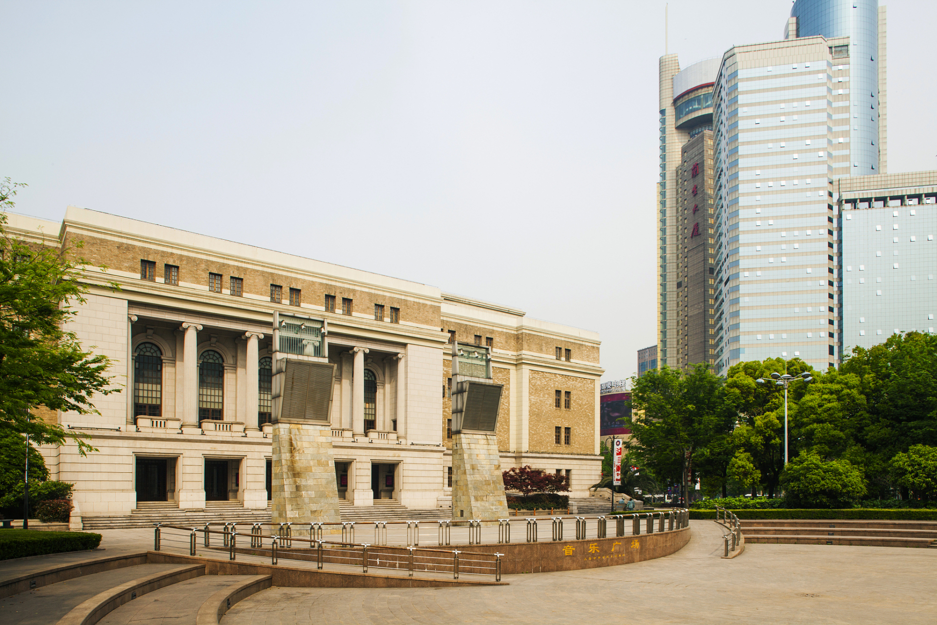 中国银行南京分行旧址建于1923年,至今已有86年历史.