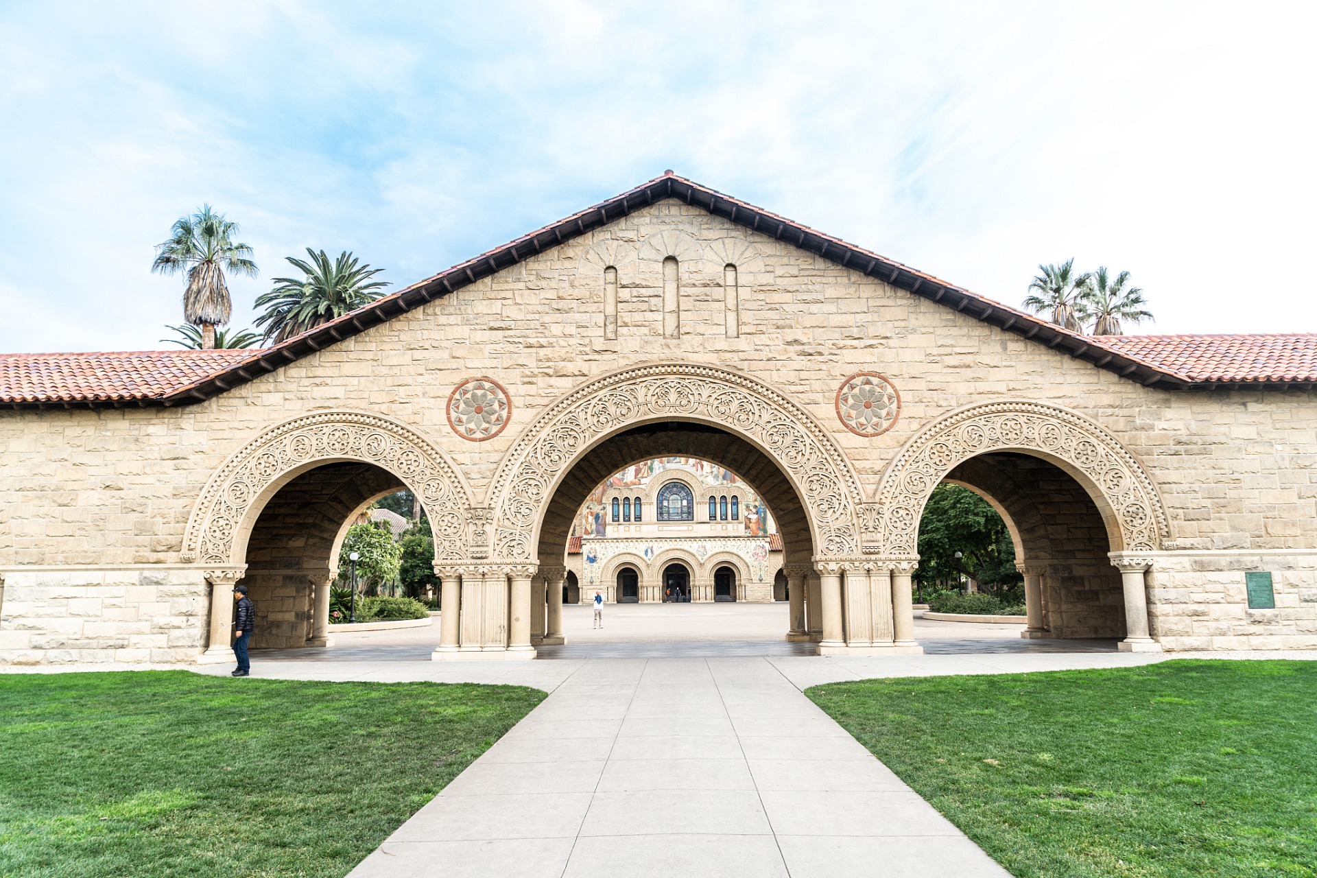 斯坦福大学校园参访# 斯坦福大学校园参观是一次非常愉快和充实的