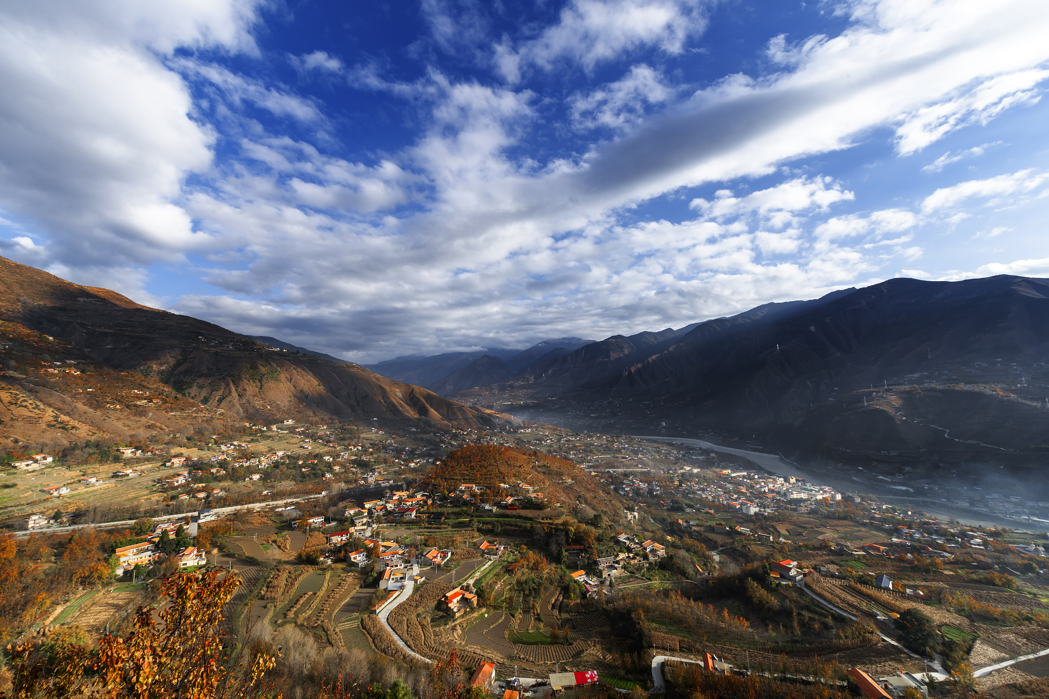 康定跑马山风景区图片