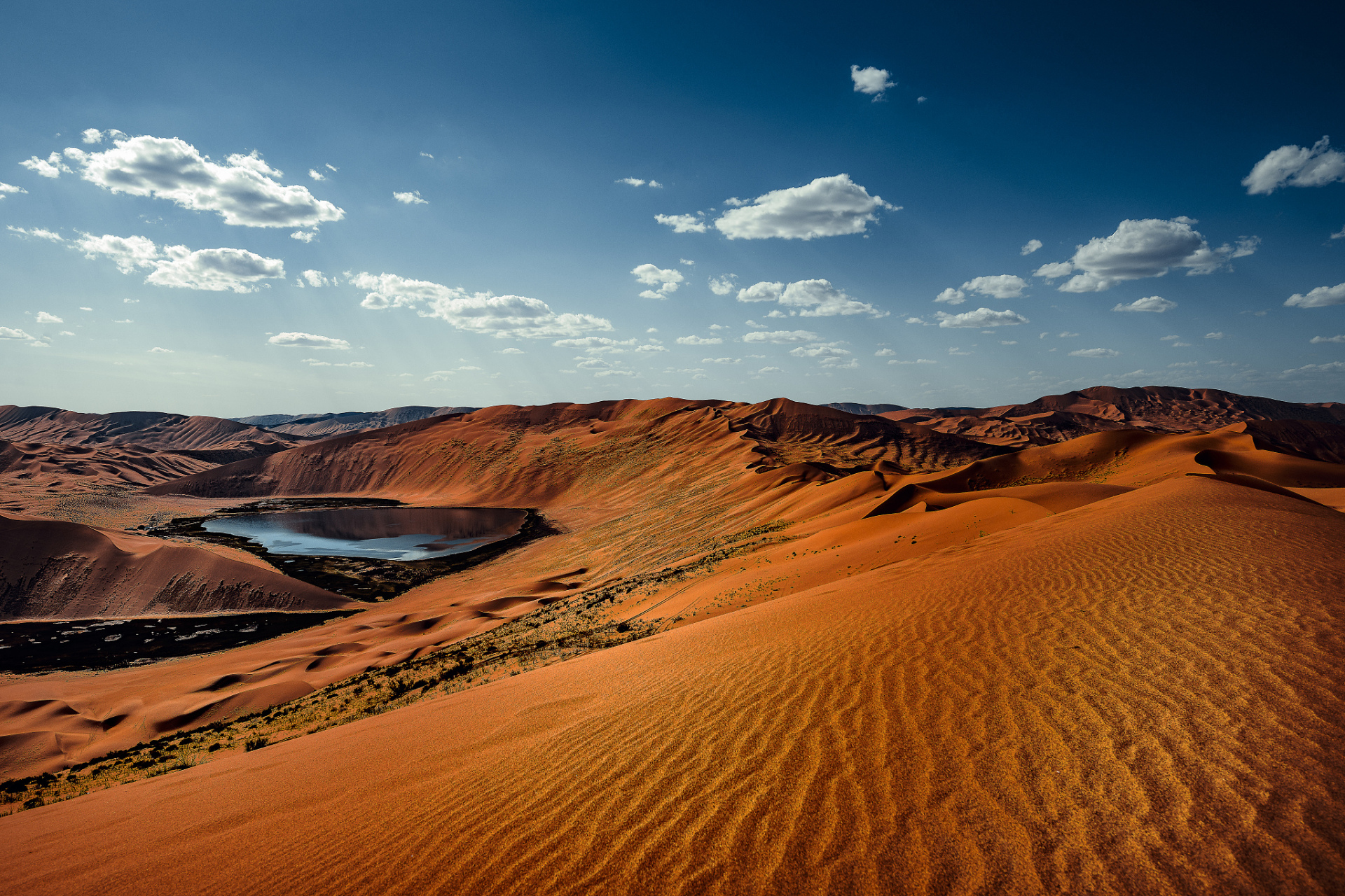 奇遇那拉提#新疆那拉提库木塔格沙漠是世界最大的植被覆盖率为零的
