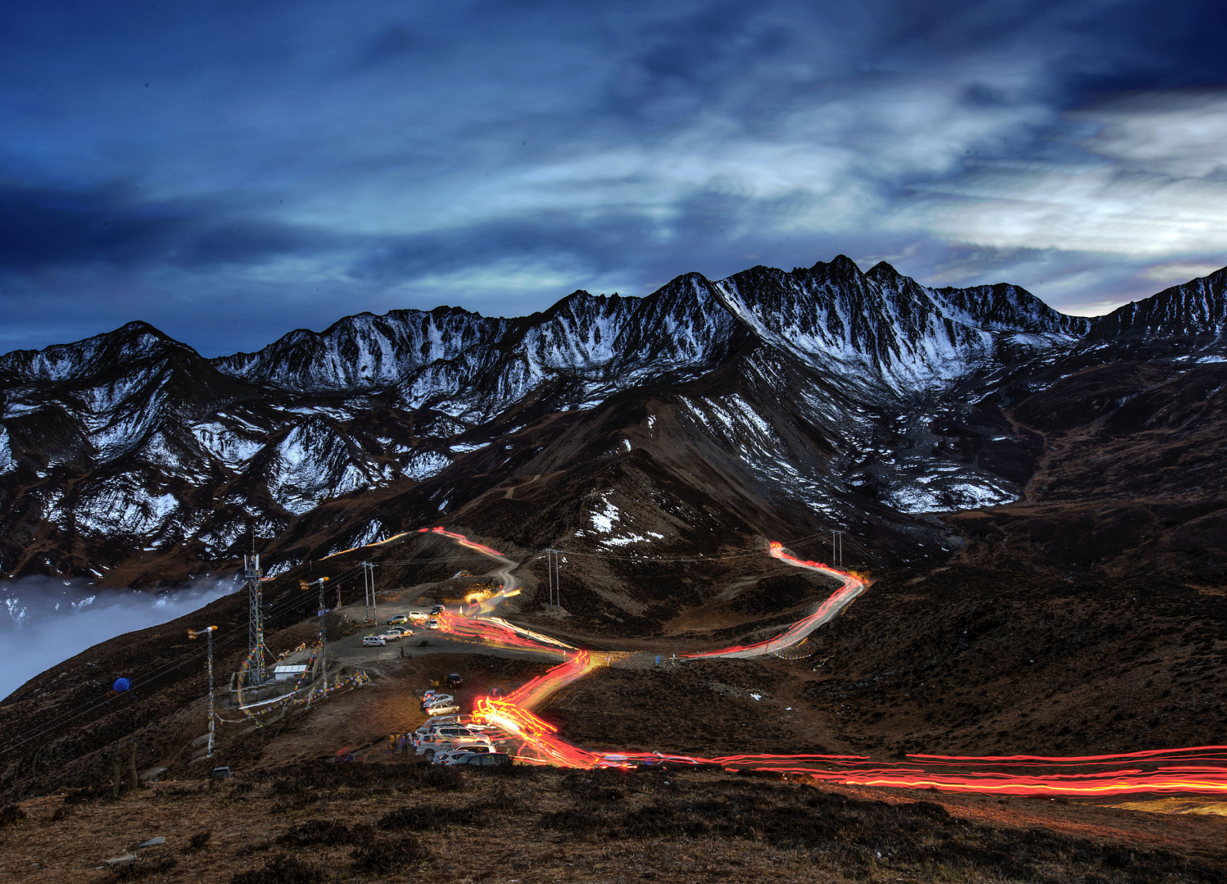 仲夏消暑季#夏日炎炎,来海螺沟感受清凉世界!