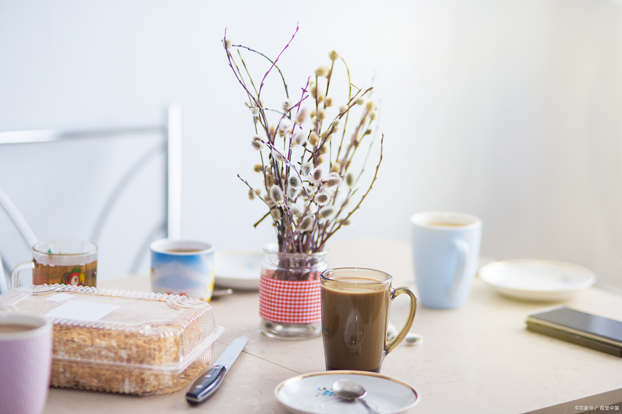 生活不是等待风暴过去,而是学会在雨中起舞.4.