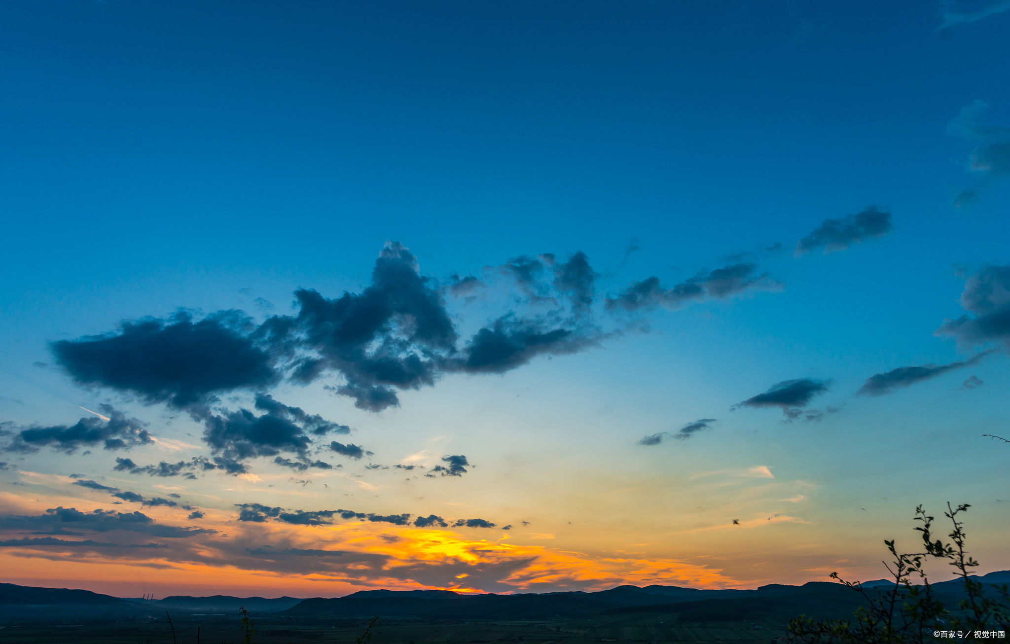 雯字取名,美丽的天空
