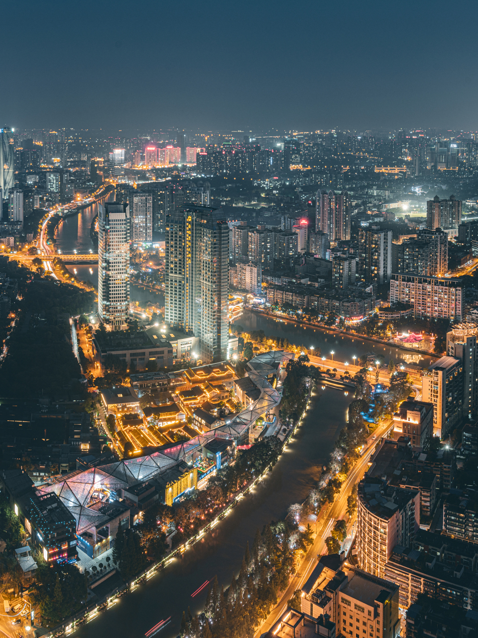 成都的夜景也同样的迷人