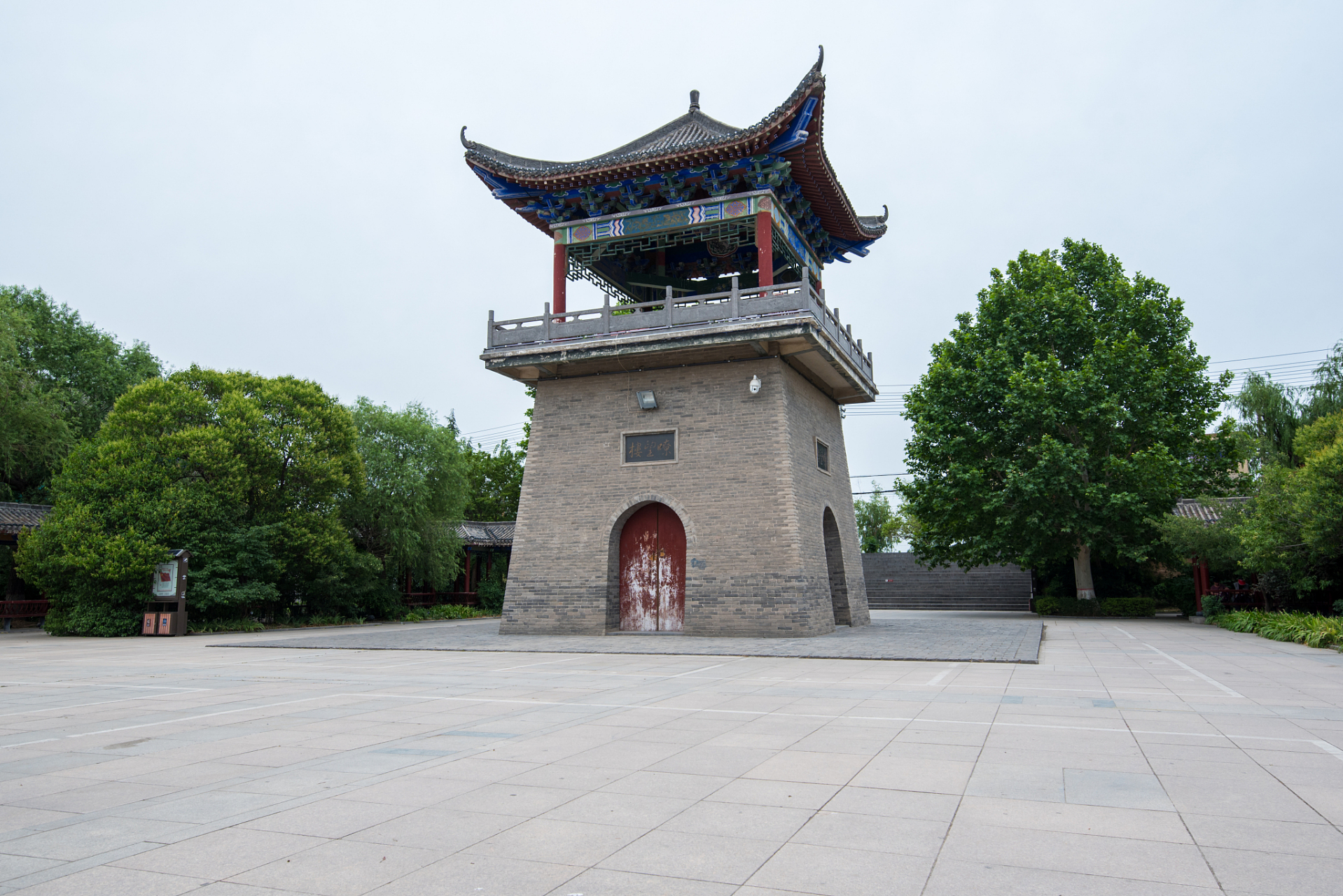 禹王台是一座历史悠久的名胜,其名字源于春秋时期晋国大音乐家师旷在