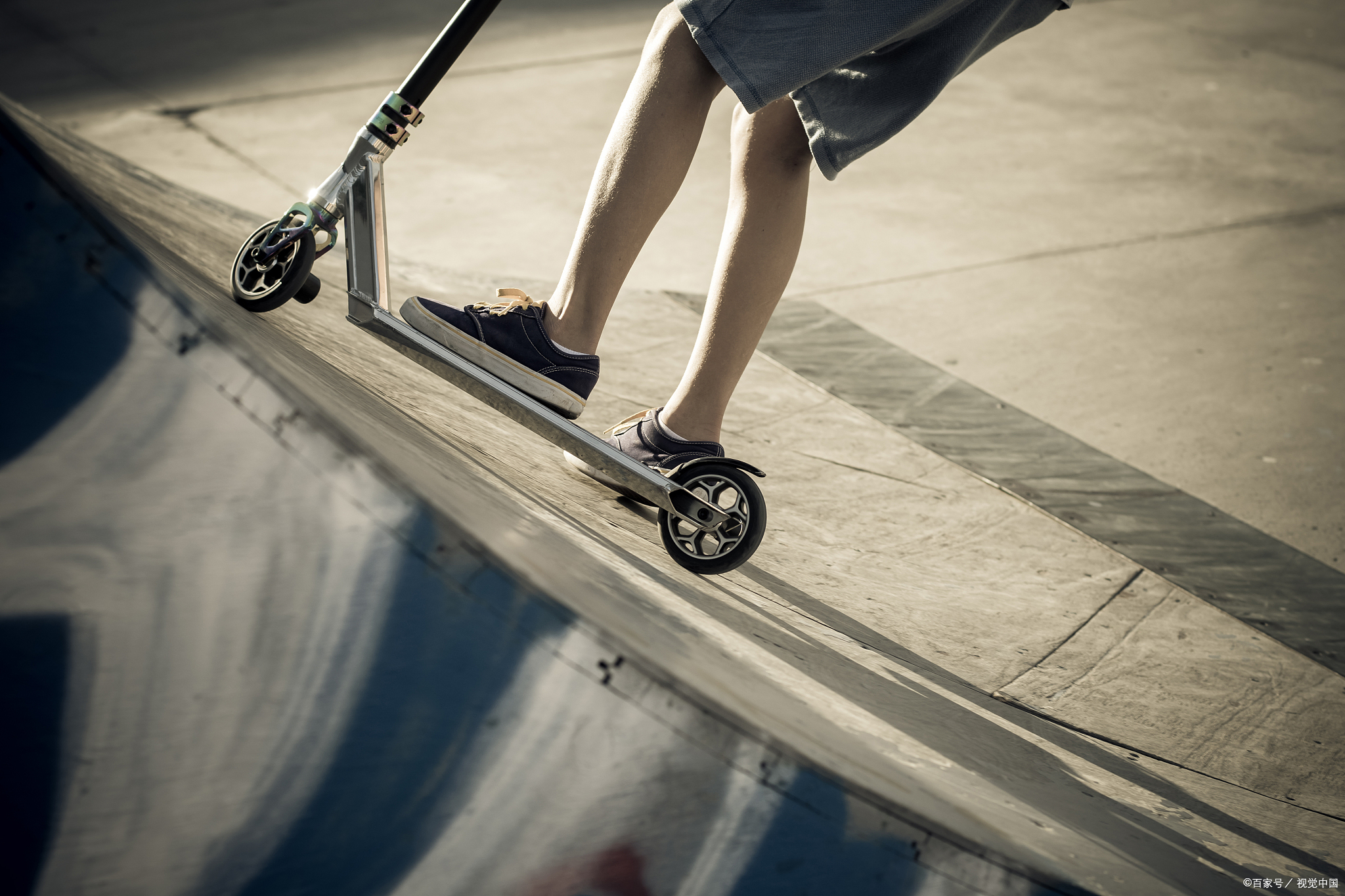 孩子玩滑板车有哪些好处,该注意什么