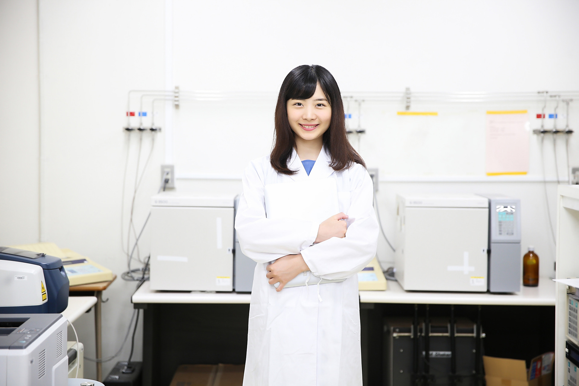 本人32岁,是一名医学女博士,年薪30万元.