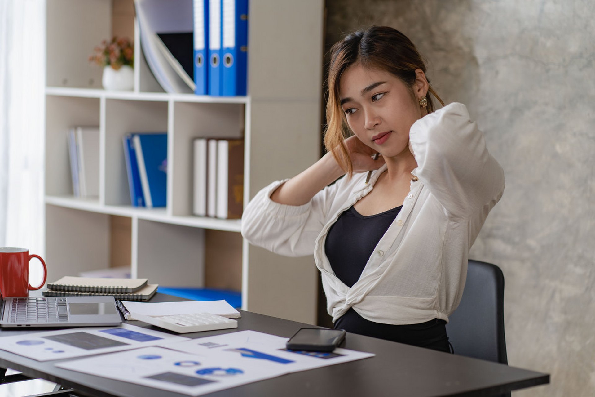 周末加班,妻子突然让我给她转520元,结果不小心转给了女上司.