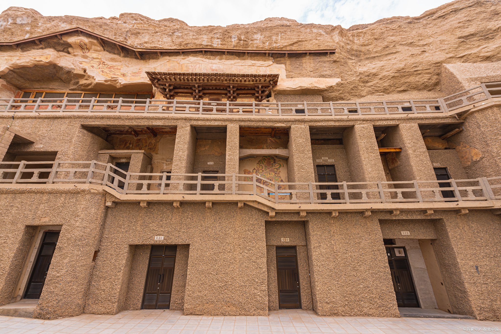 其中,位于甘肃酒泉市敦煌市的莫高窟,更是名闻遐迩,值得一游.