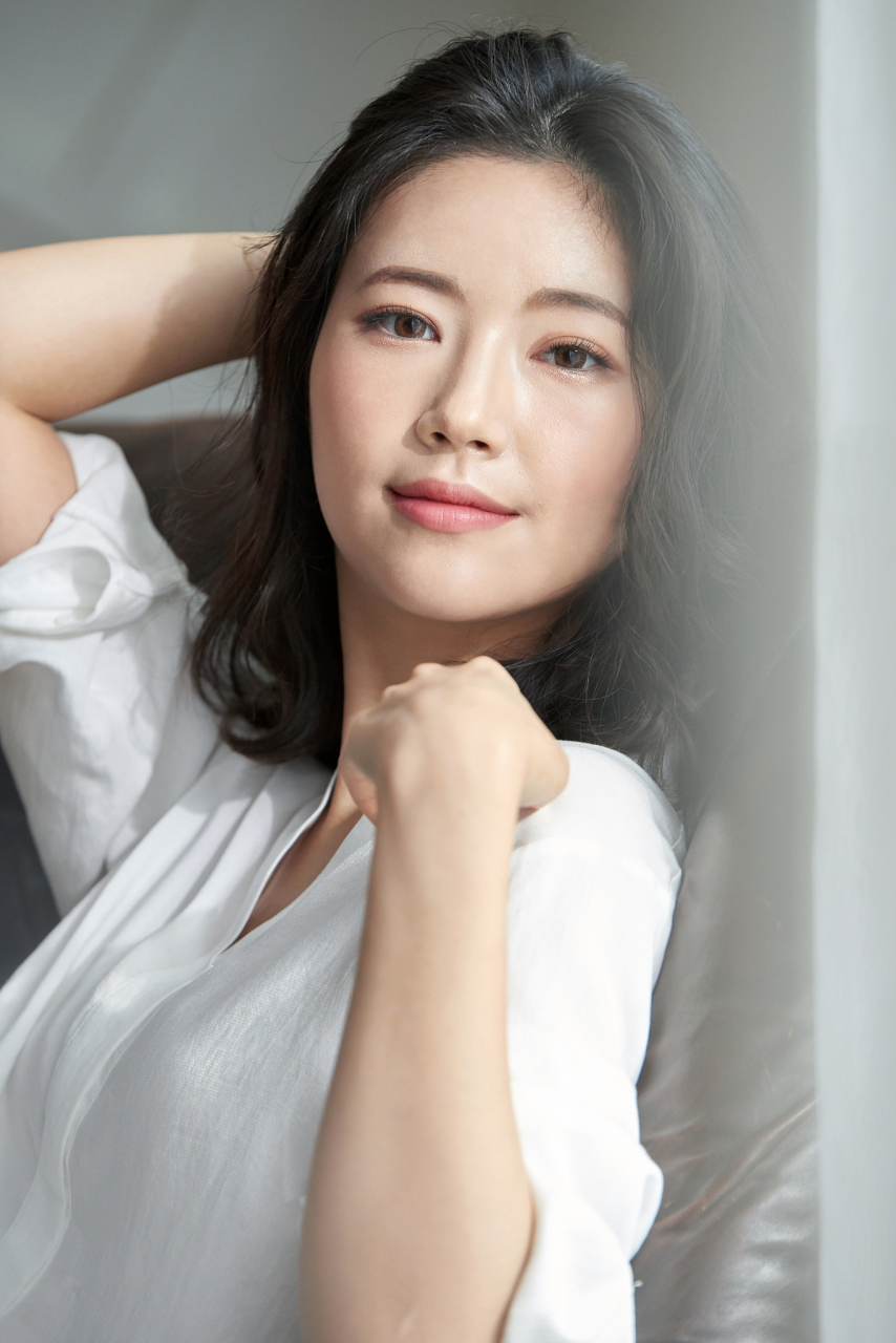 4月10号下午,演员陈丽娜更新了自己的社交平台,称:《库尔班大叔和他