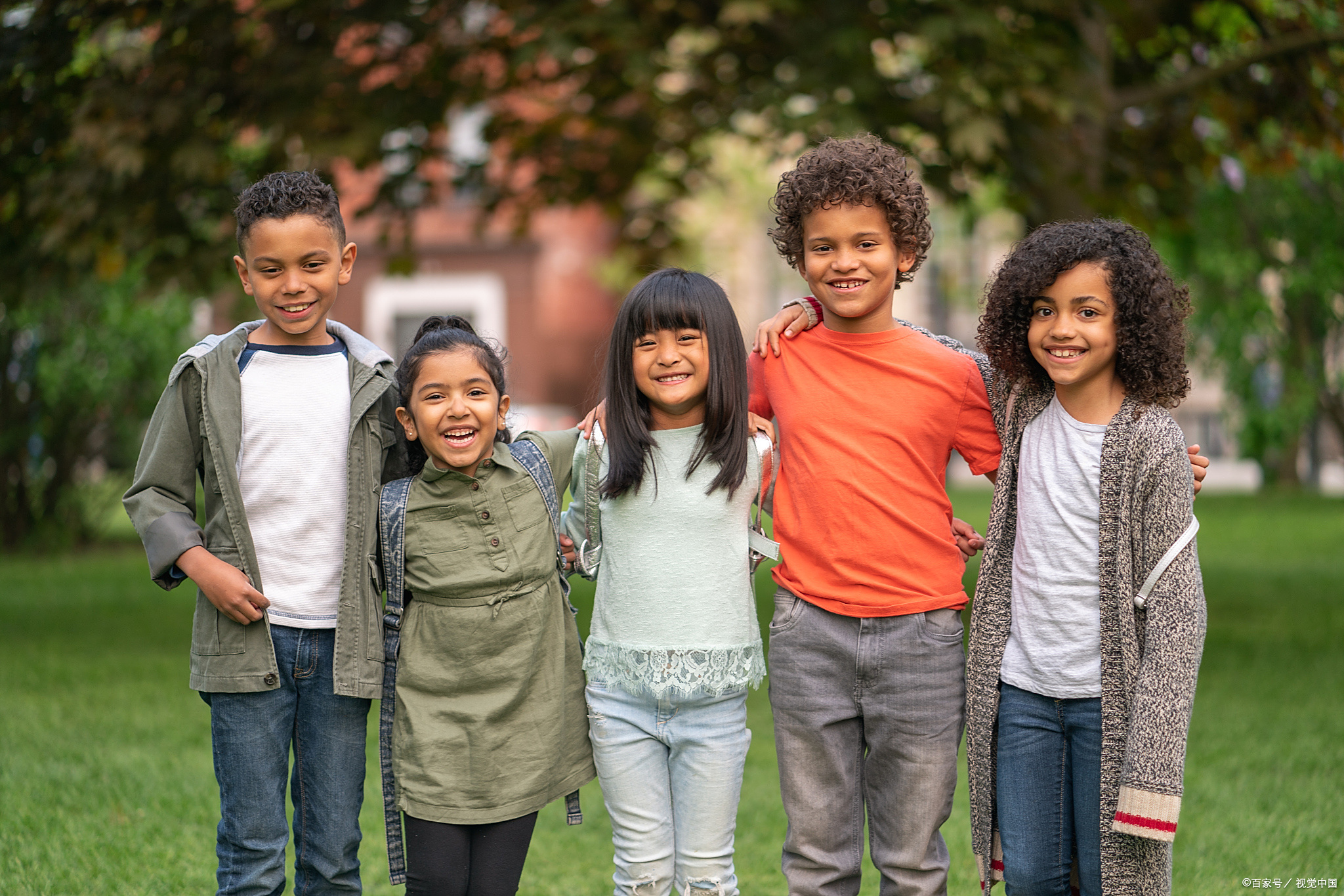 这一说法看似玩笑,实则蕴含了深厚的家庭社会学内涵.
