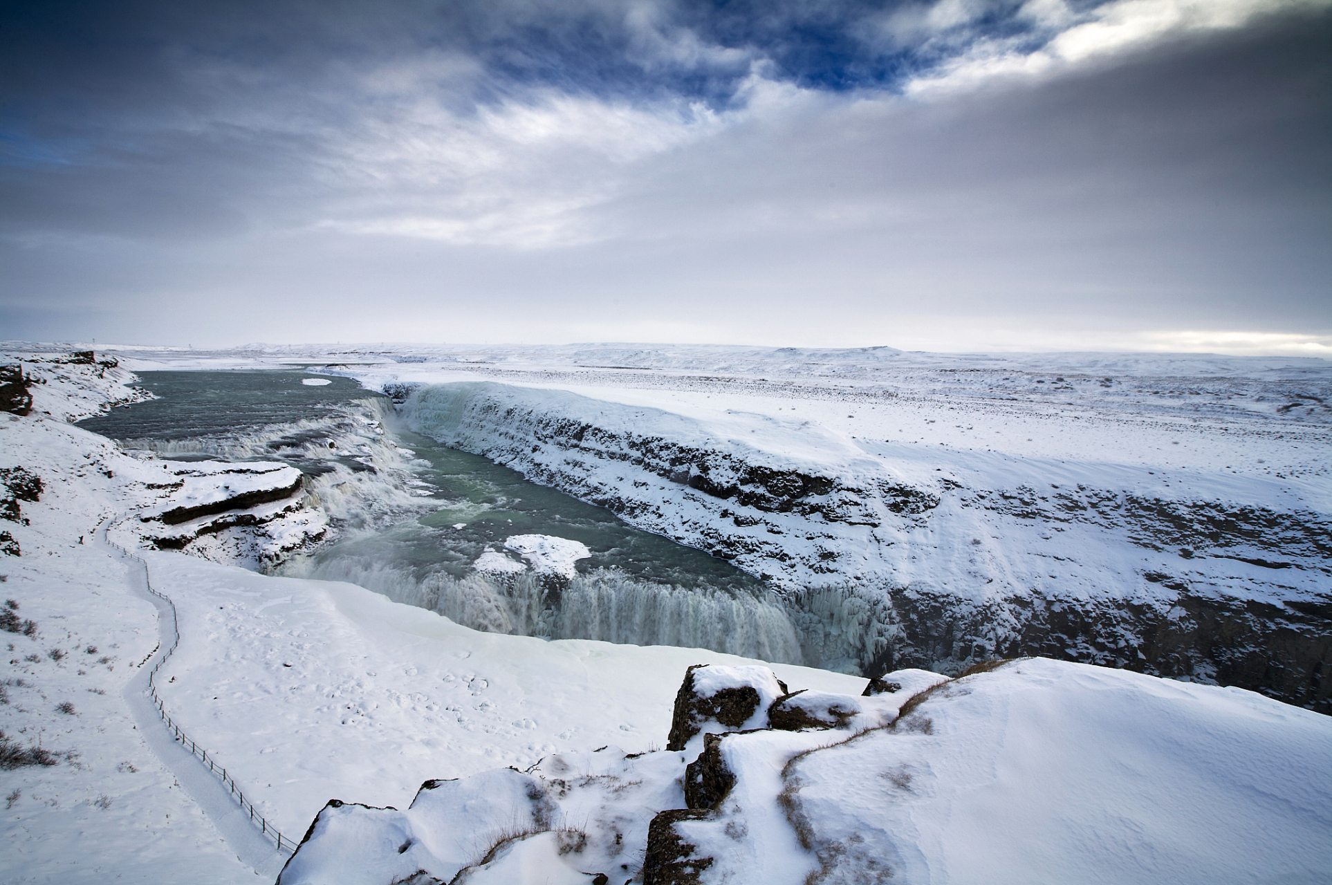奥伊米亚康是世界上最冷的永久居住地之一,常年只有500名村民住在这里