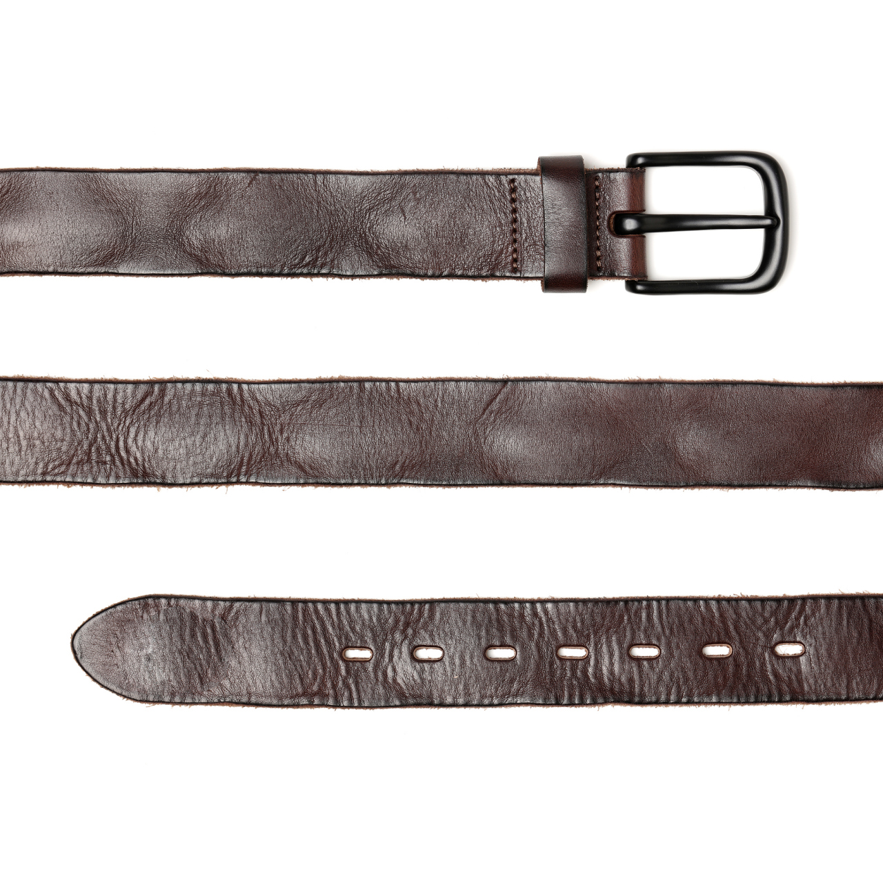 双环扣帆布腰带的系法简单实用,采用"d"型环扣系法,展现时尚感.