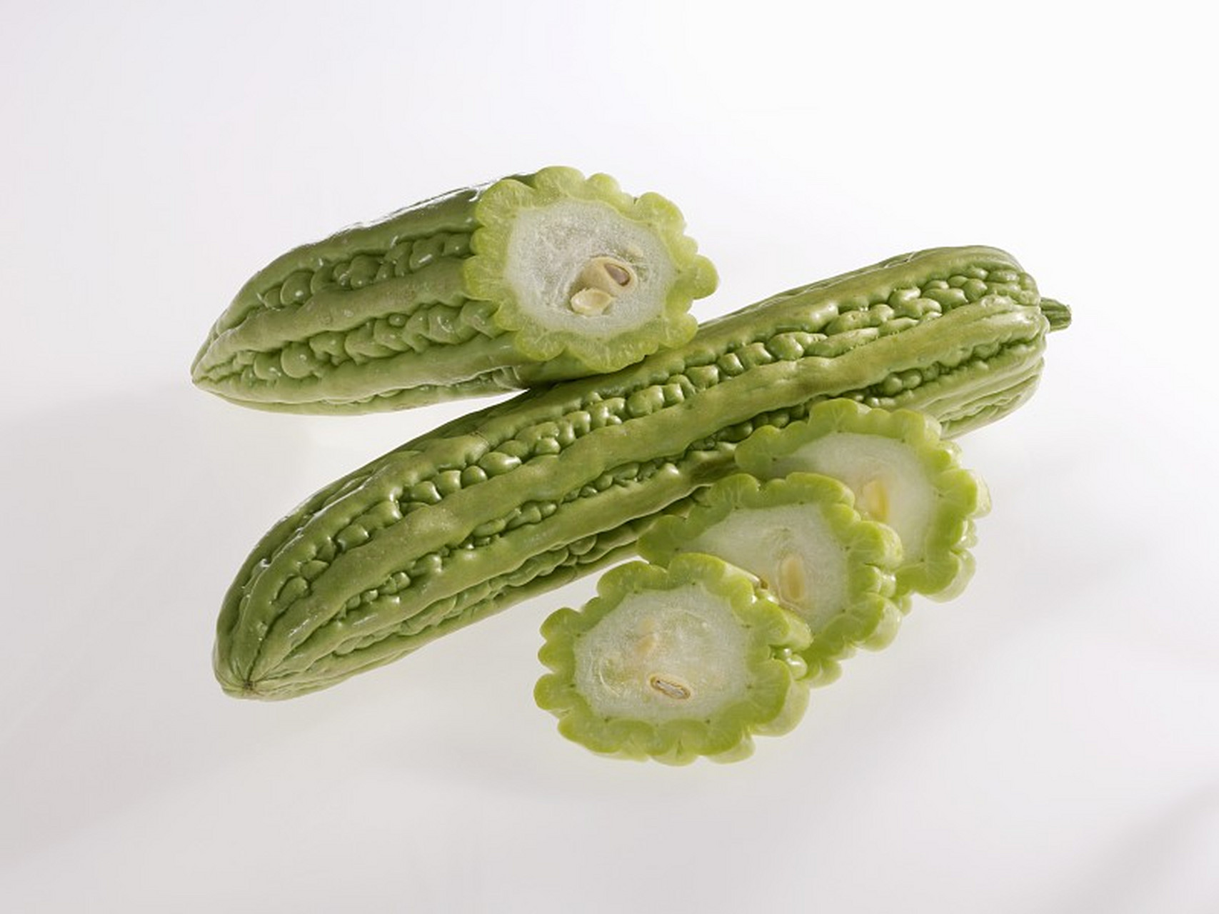 夏天吃一些苦味蔬菜,能消暑提神.特别是以下4种苦味食物,效果好.