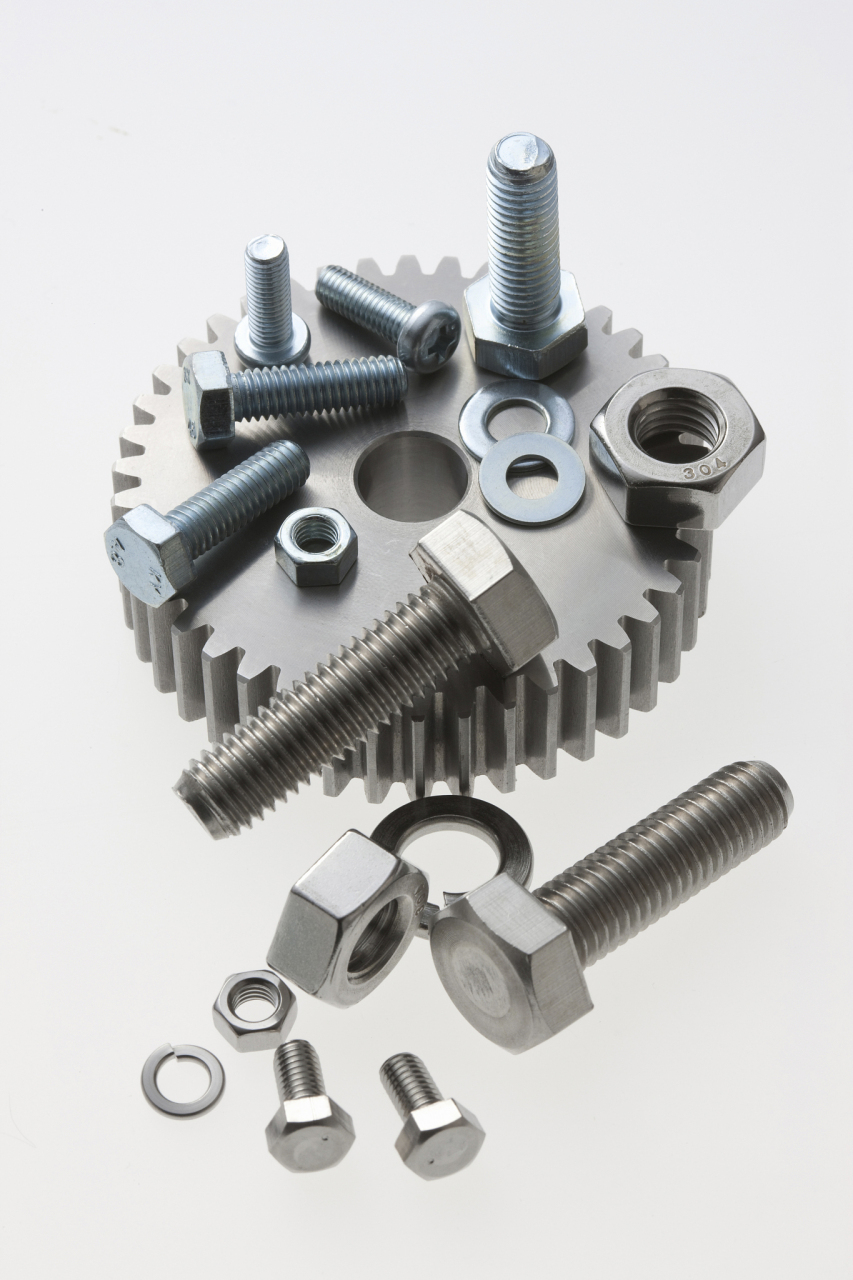 螺纹联接,作为机械工程中最为常见且关键的联接方式之一,其稳定性和