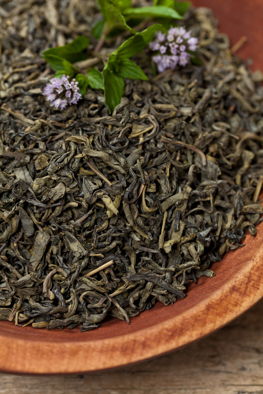 滇绿和滇青都是云南特色茶叶,但制作工艺,成品特性和用途不同