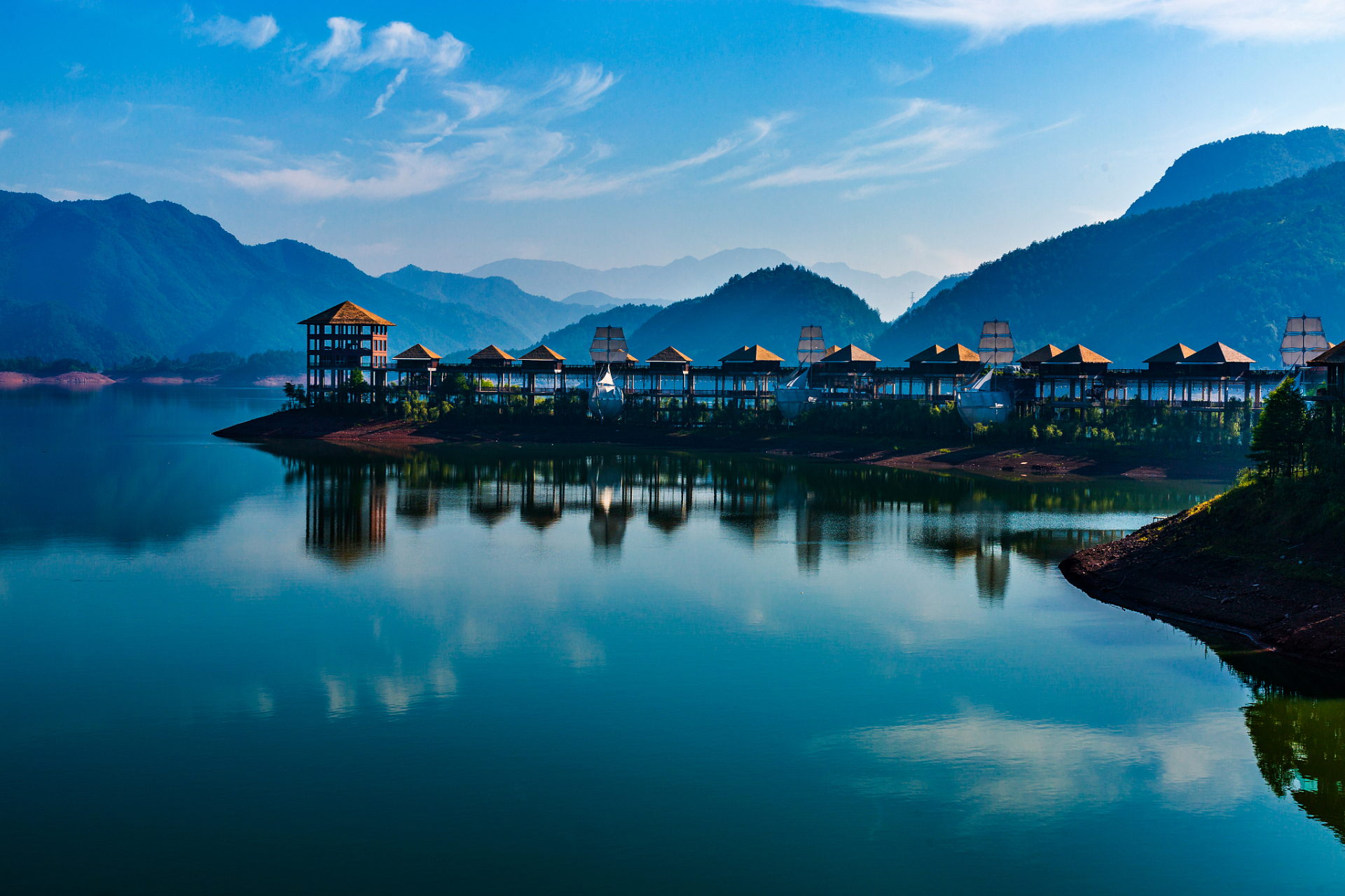 亚运fun体验#   杭州亚运会即将掀开帷幕,仙宫湖将成为一个迷人的