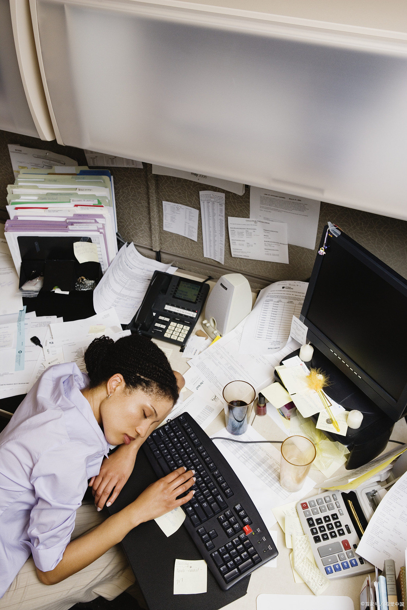 然而,长大的孩子和身边的丈夫逐渐对我产生了距离和嫌弃.