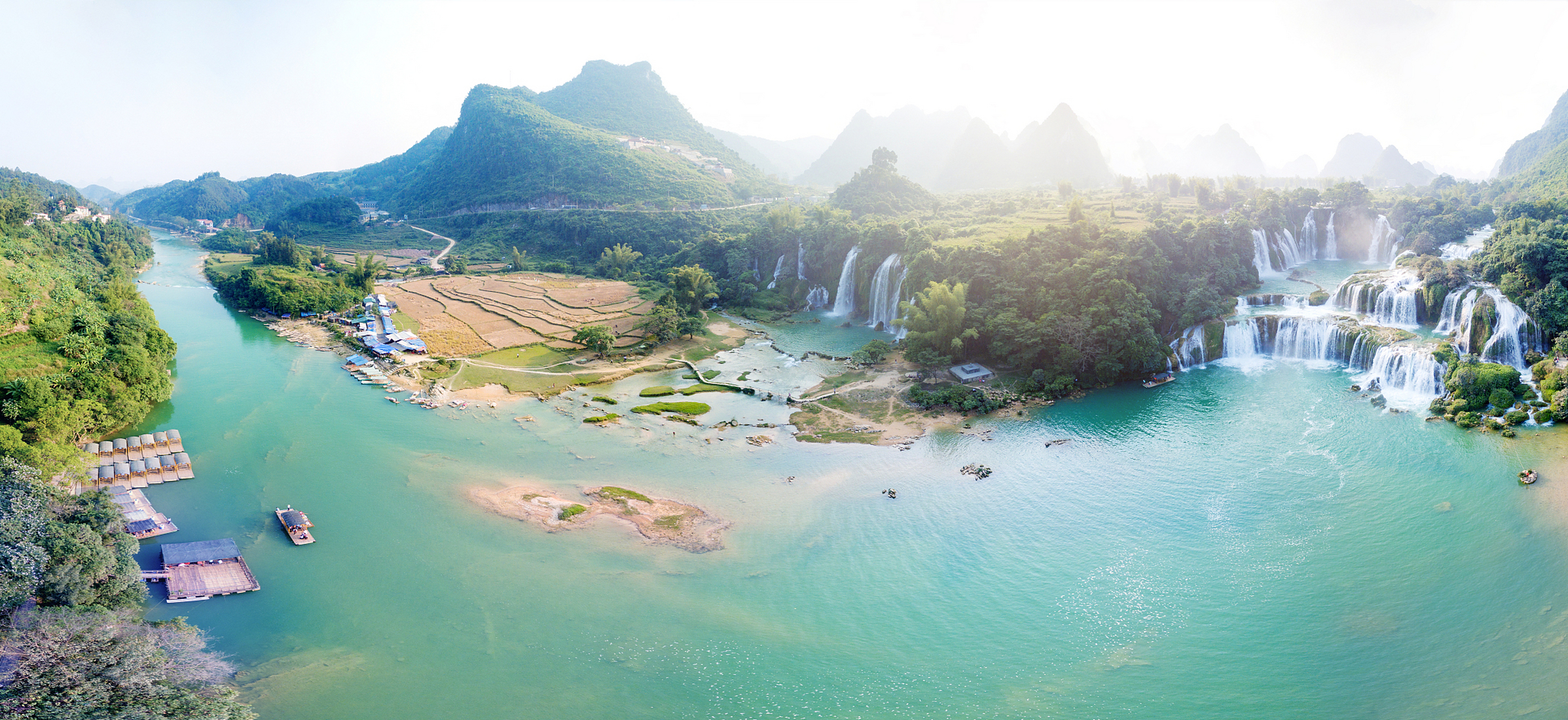 广西旅游景点推荐:巴马盘阳河.