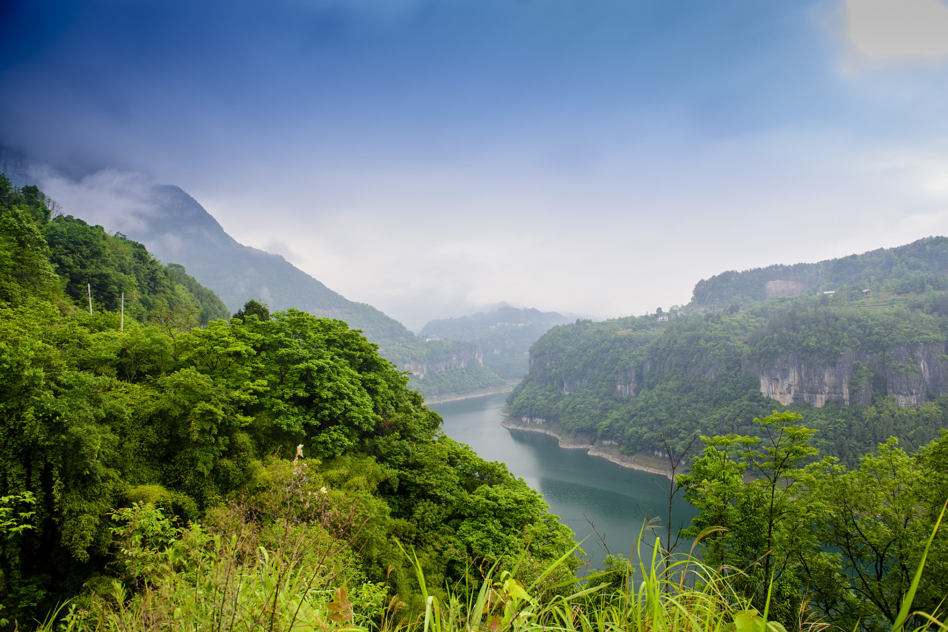 恩施大清江是一道闪耀在湖北西南部的璀璨明珠,是一条流淌着文化,历史