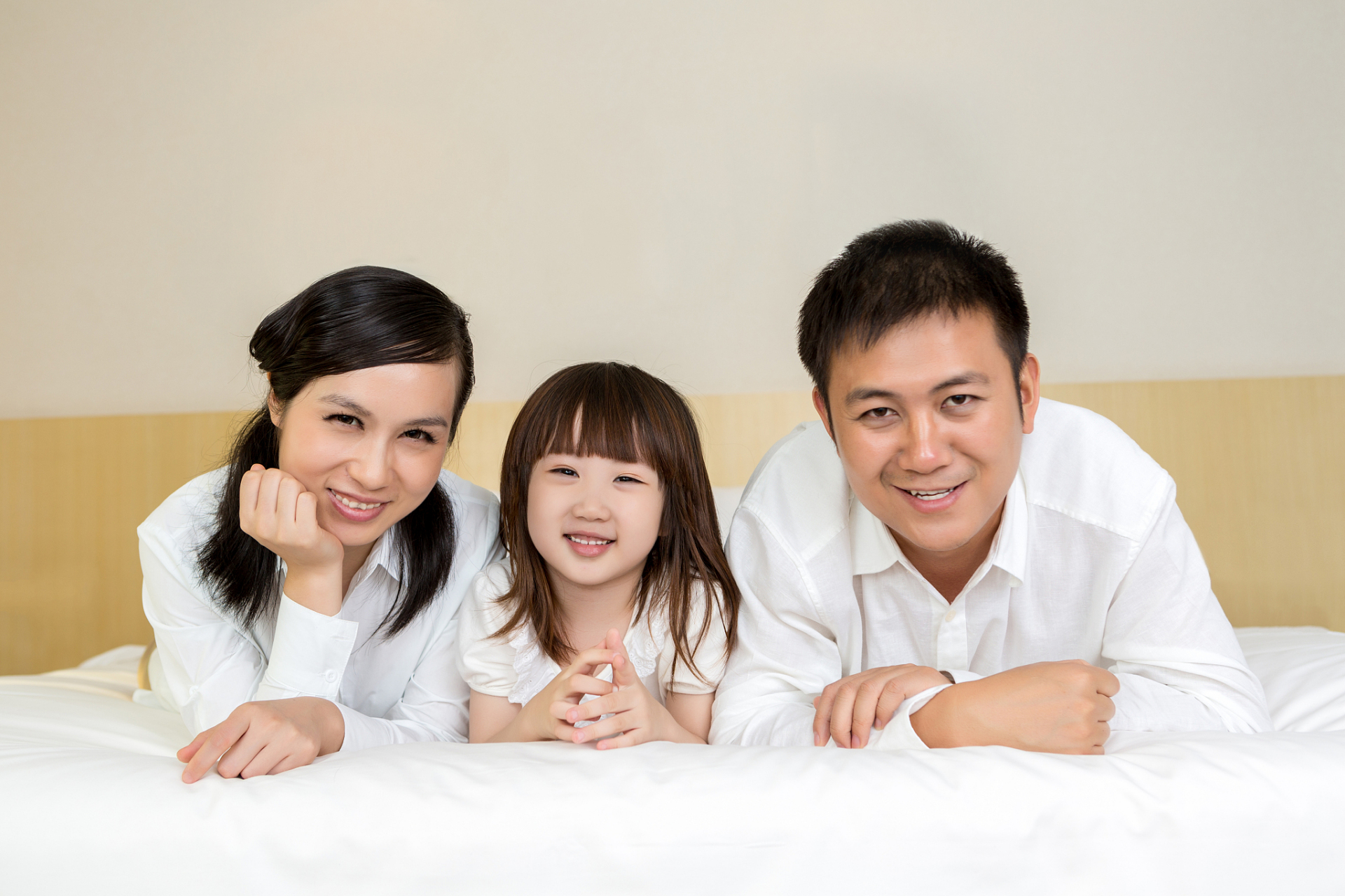 想要家族福气绵长,祖辈,父母和儿女需共同努力.