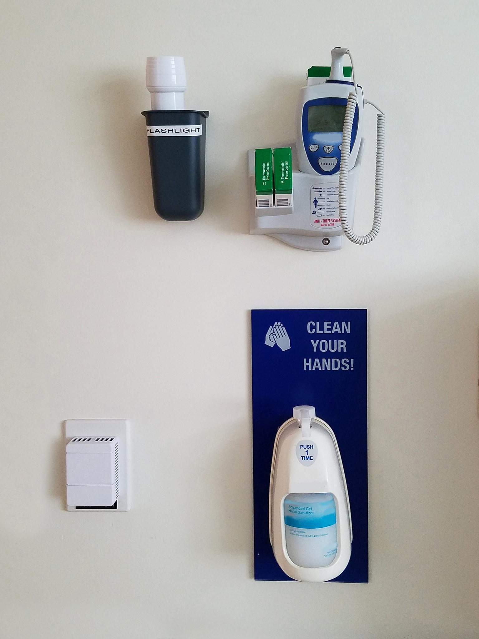 就是这款亚适医用便携式制氧机,简直是为我这种爱探险又需要氧气辅