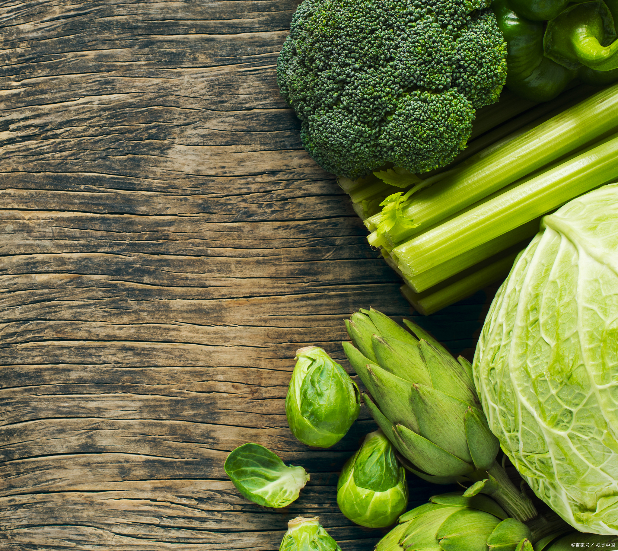 减肥过关攻略#  绿色蔬菜,作为大自然赋予的清新瑰宝,其鲜嫩的色泽与