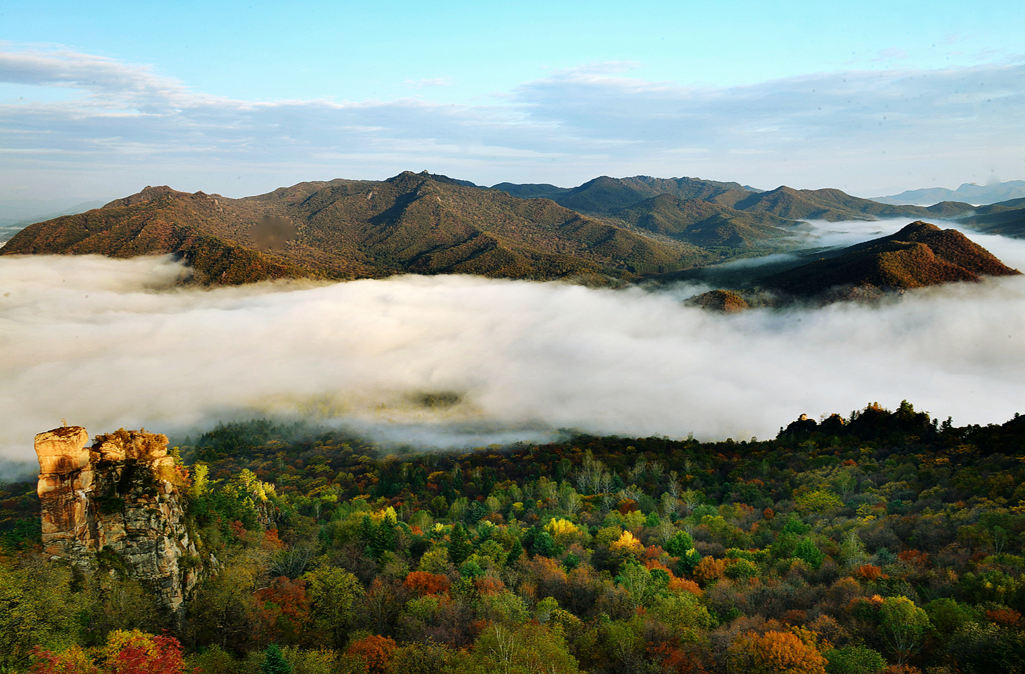 吕梁岚县白龙山,避暑云海仙境,清晨超震撼!