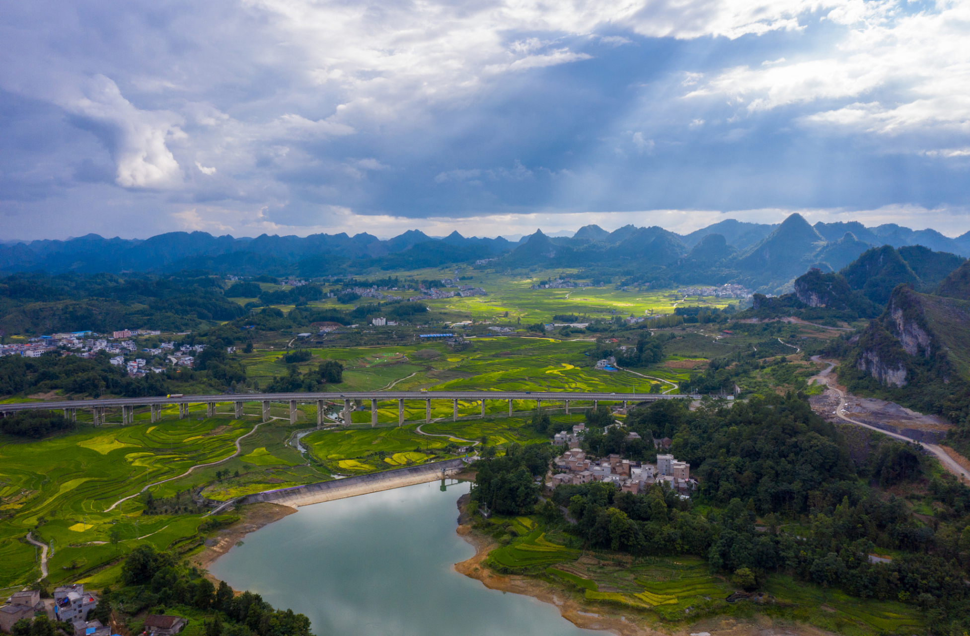广西壮族自治区河池市下辖的#秋日生活创作季# 巴马瑶族自治县,素有"