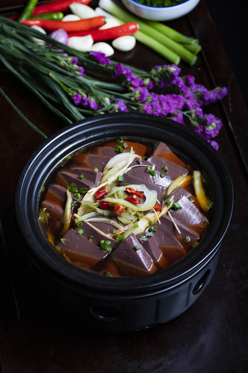 [原文:蒸血豆腐的制作方法和配料]