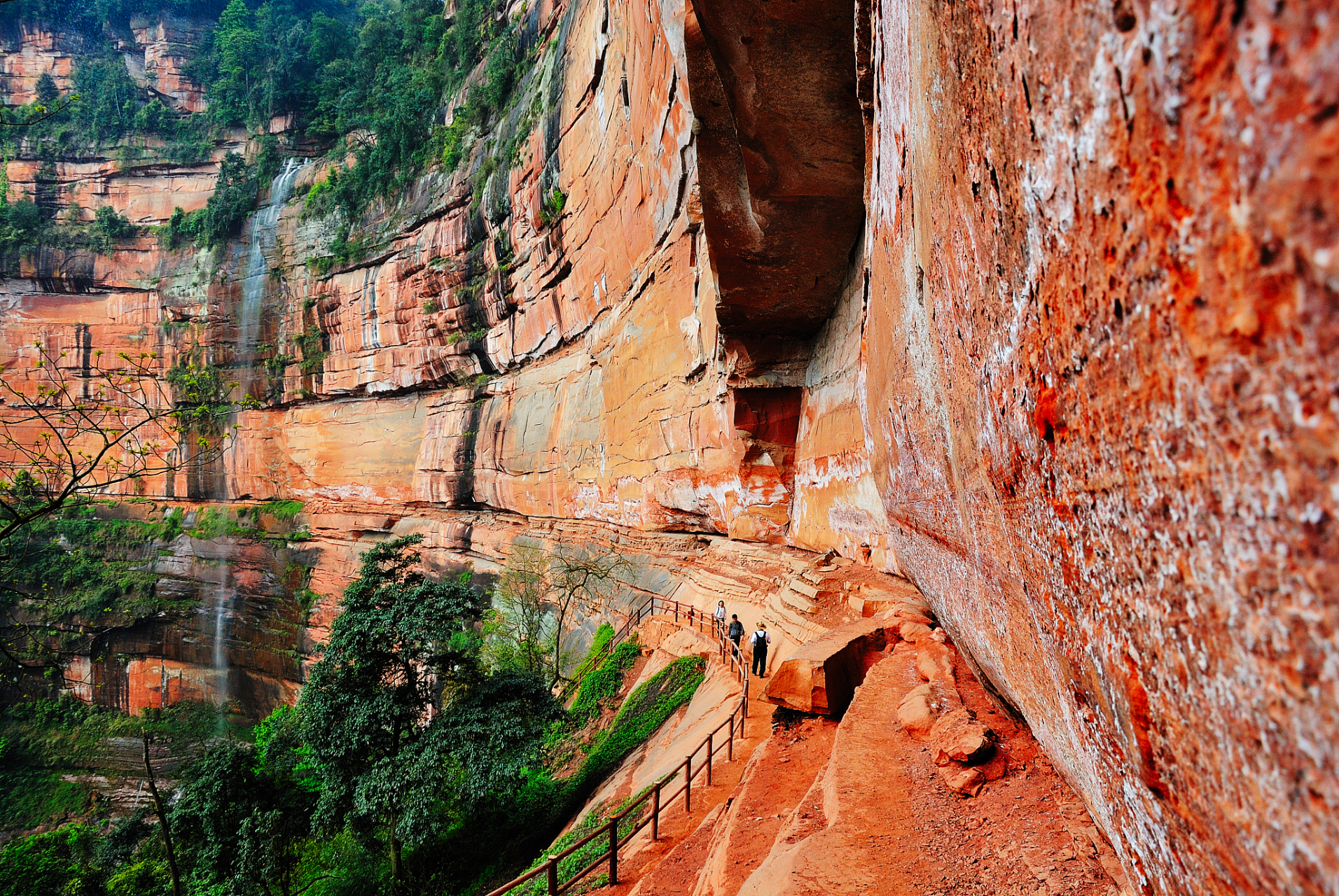 901599  赤水丹霞地貌简介:  地理位置: 赤