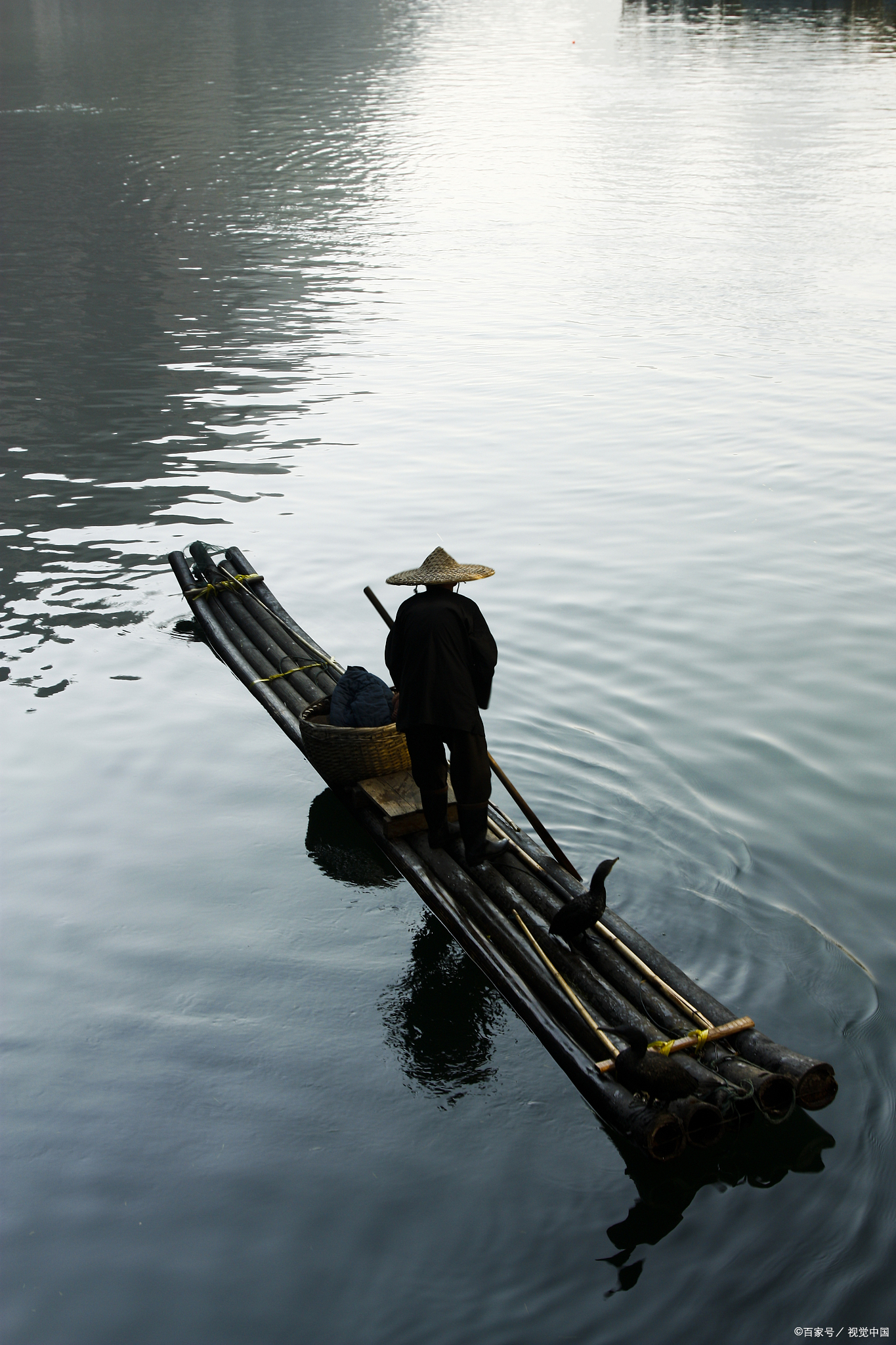 初秋之旅:避暑山间,共赏秋水长天一色