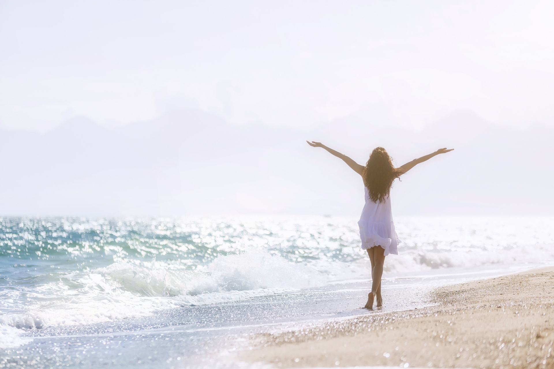 这个问题,在《海浪将我拥起》中,或许你能找到答案