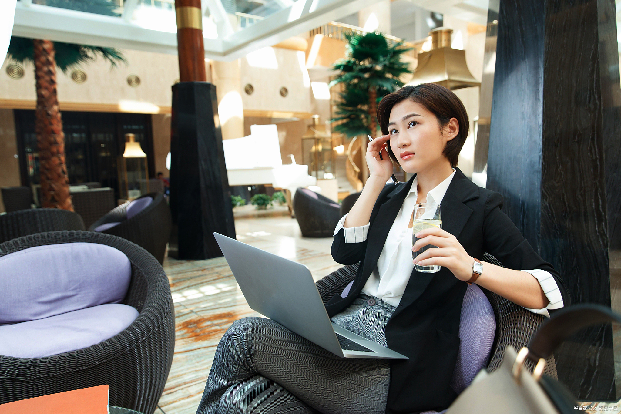 领英将关闭中国求职应用服务,宣布新一轮裁员